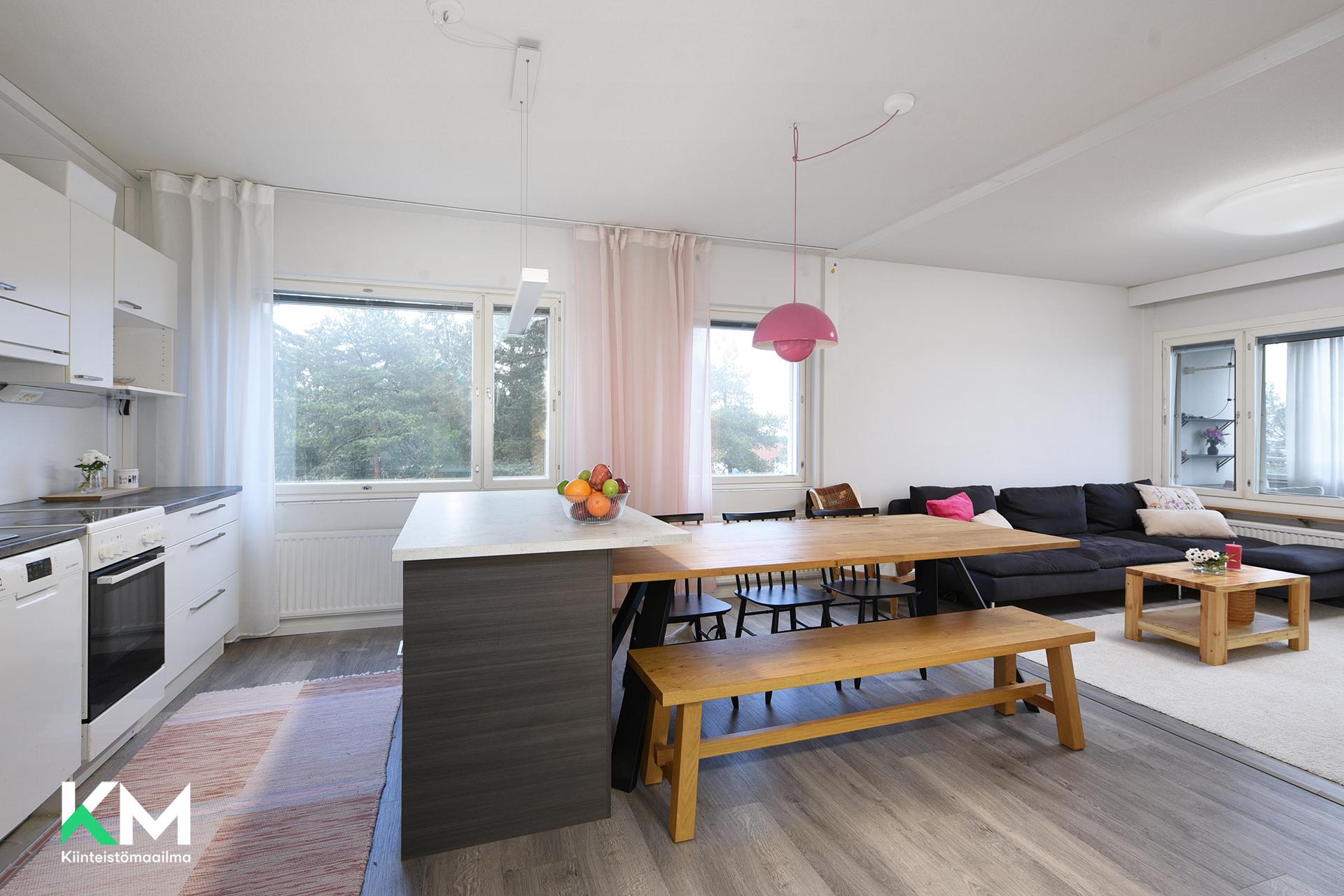 Koulutie 8, Salpakangas, Hollola