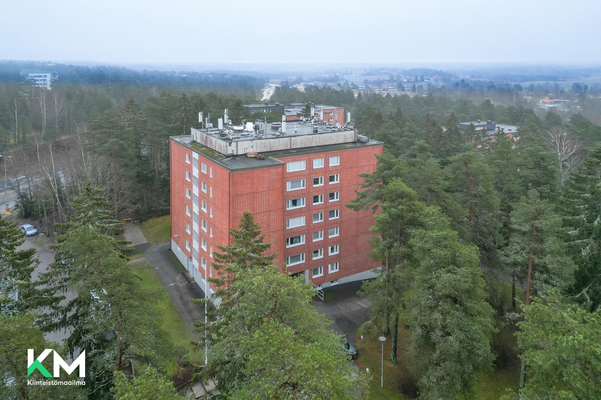 Koulutie 8, Salpakangas, Hollola