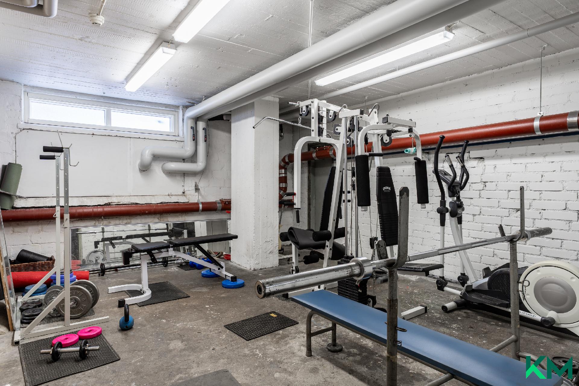 Huopalahdentie 9, Munkkiniemi, Helsinki