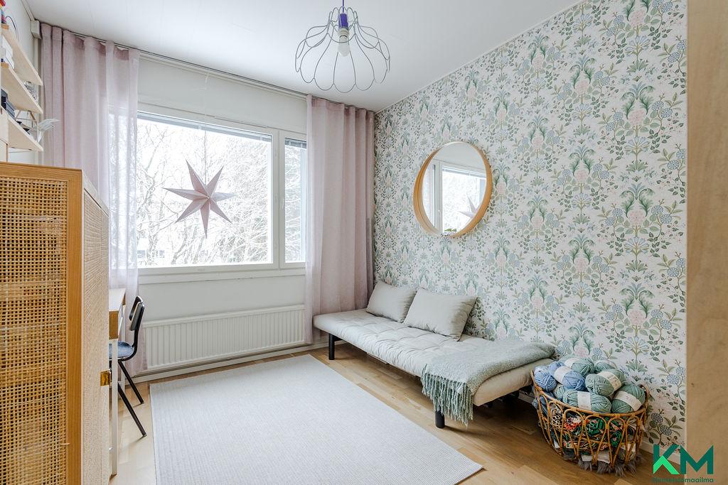 Poikkikatu 3, Paavola, Lahti