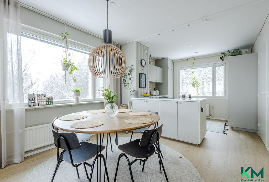 Poikkikatu 3, Paavola, Lahti