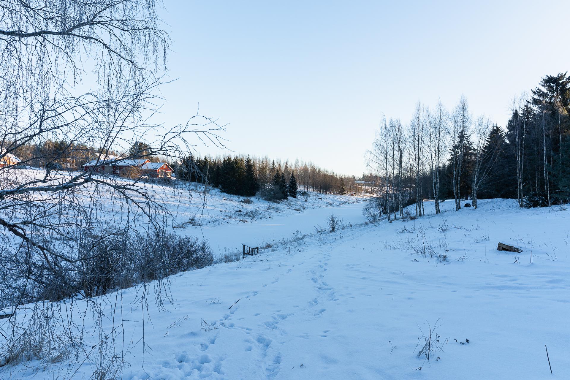 Oma luistelukenttä!