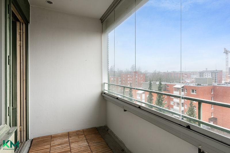 Poikkikatu 4, Paavola, Lahti