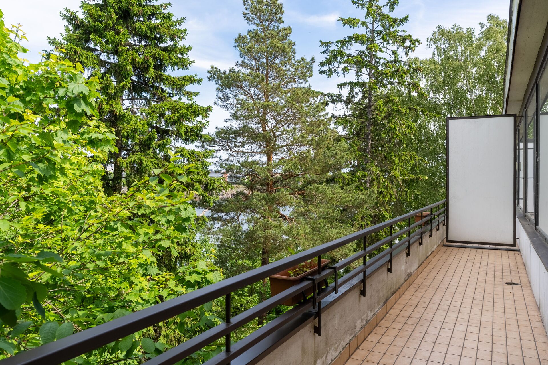 Vähäniityntie 19, Kulosaari, Helsinki