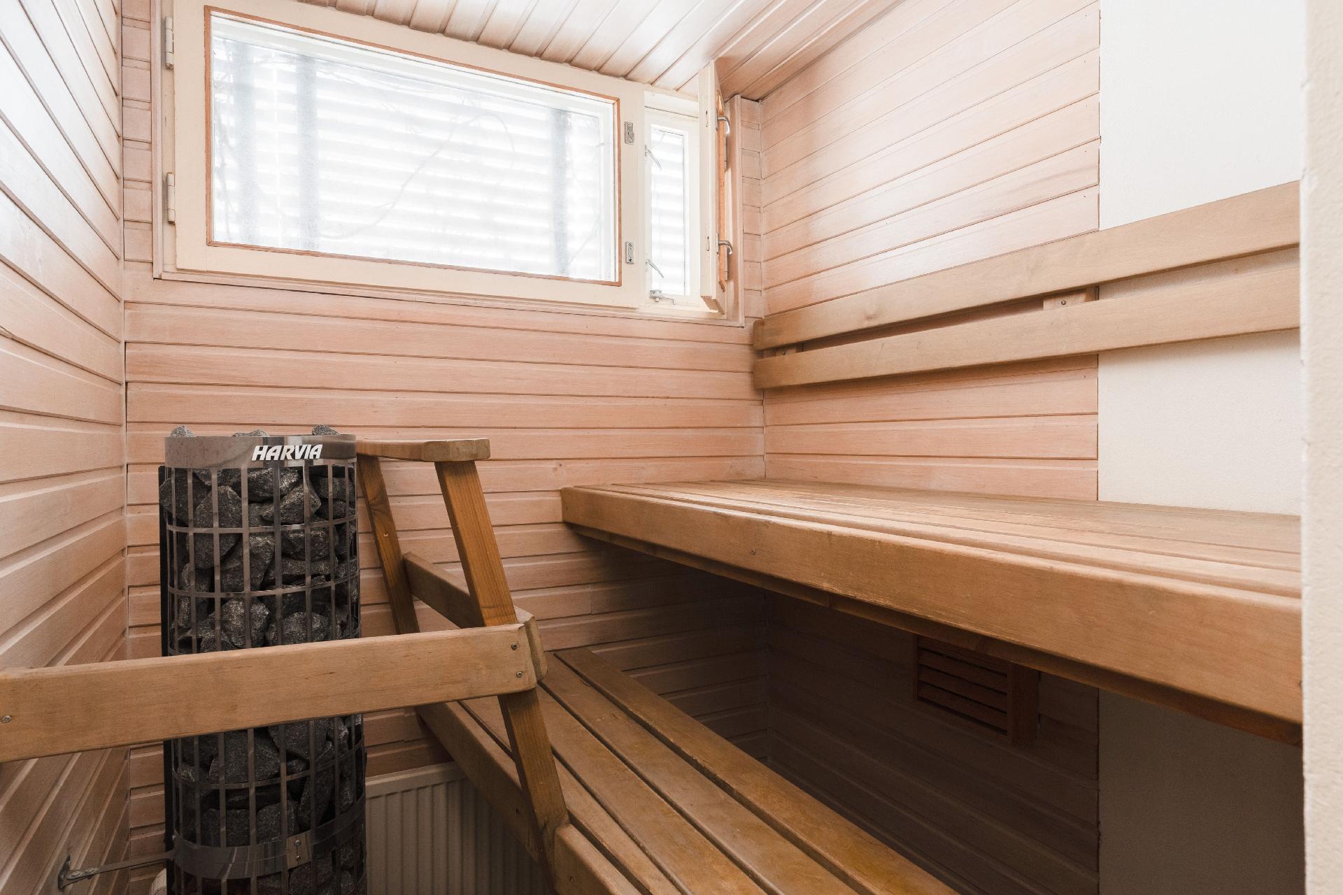 Vähäniityntie 19, Kulosaari, Helsinki