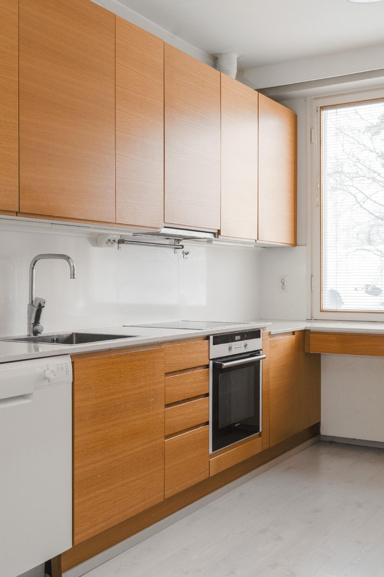 Vähäniityntie 19, Kulosaari, Helsinki