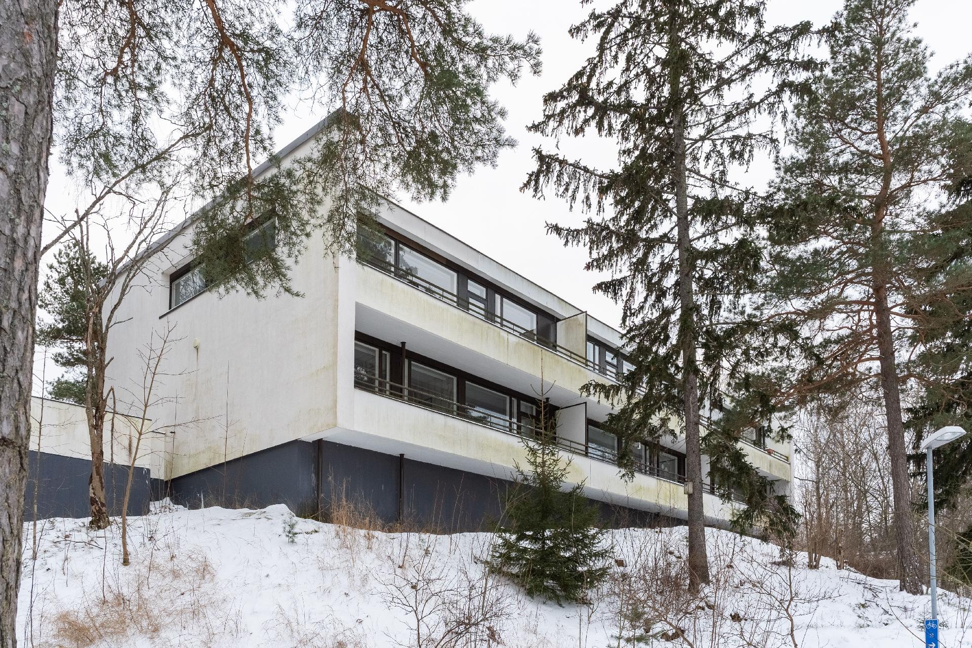 Vähäniityntie 19, Kulosaari, Helsinki