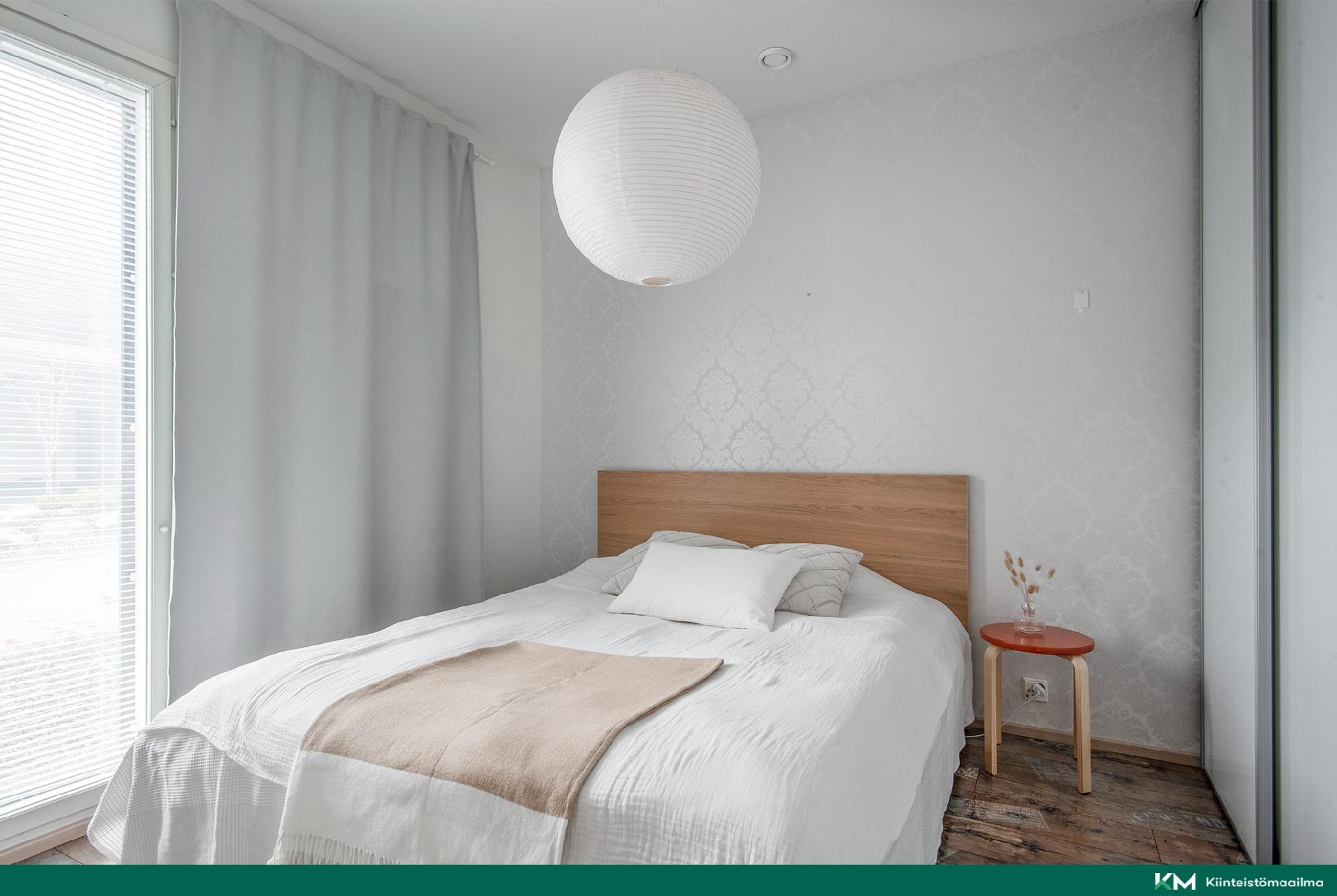 Metsäluikkiontie 10, Naantali