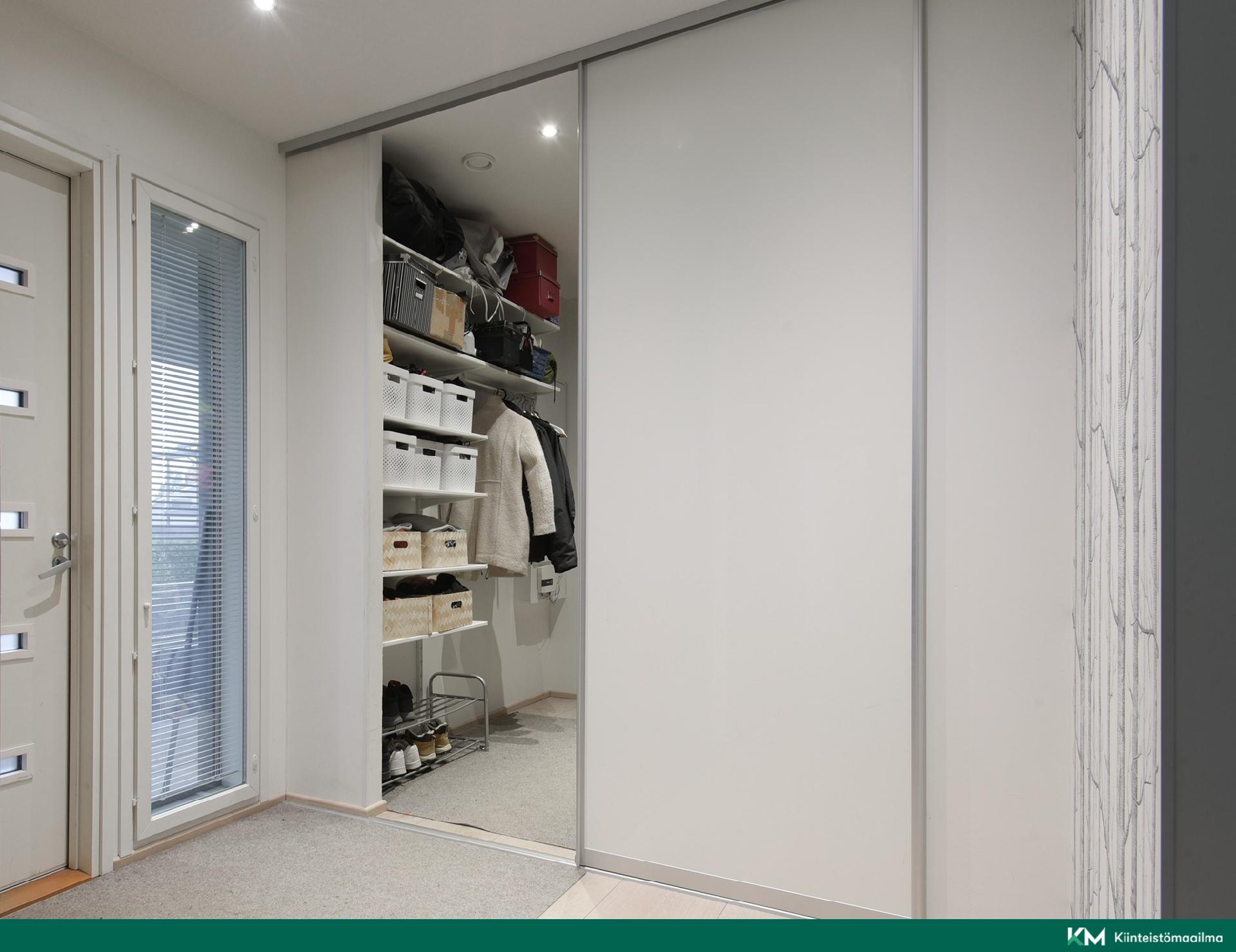 Metsäluikkiontie 10, Naantali