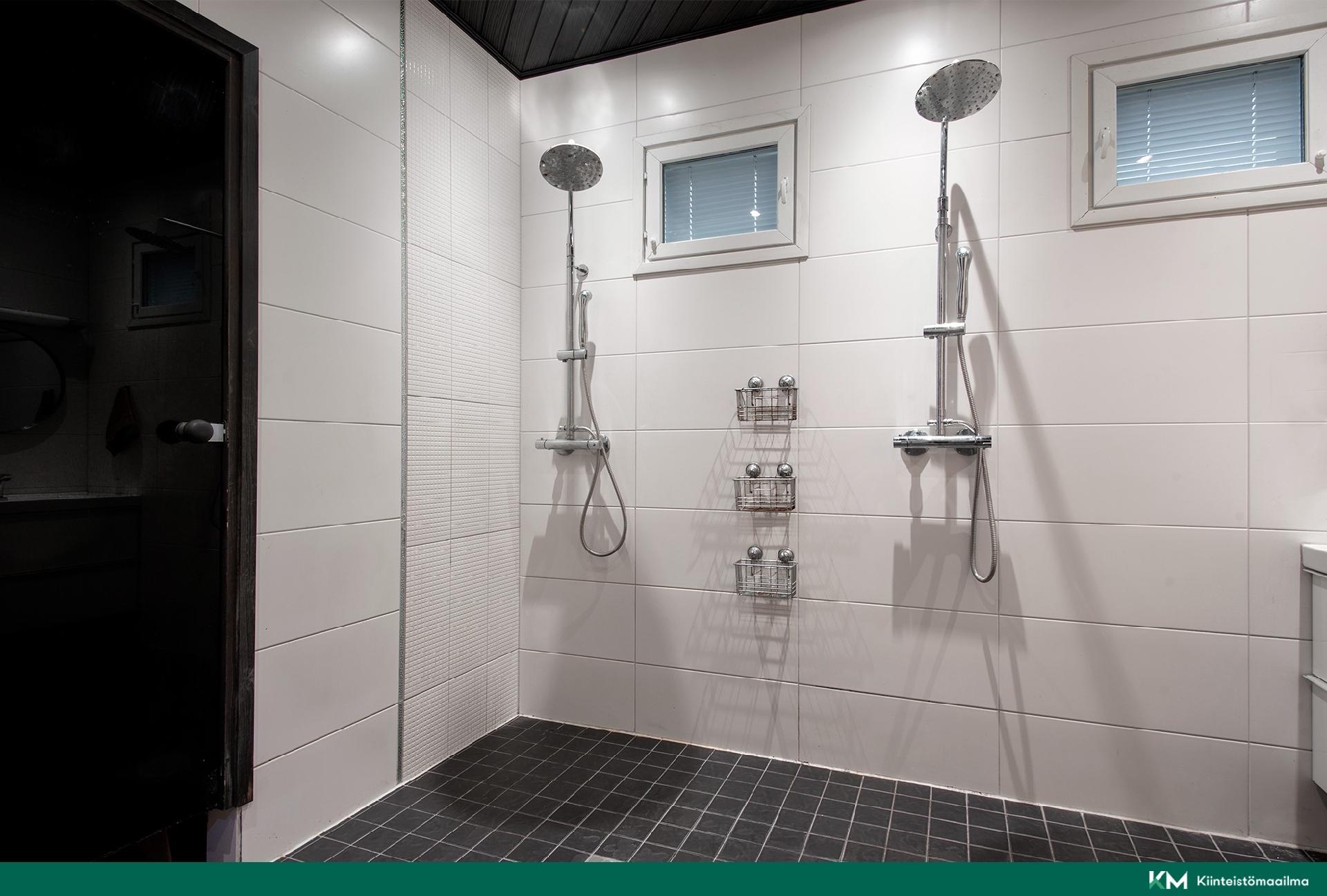 Metsäluikkiontie 10, Naantali