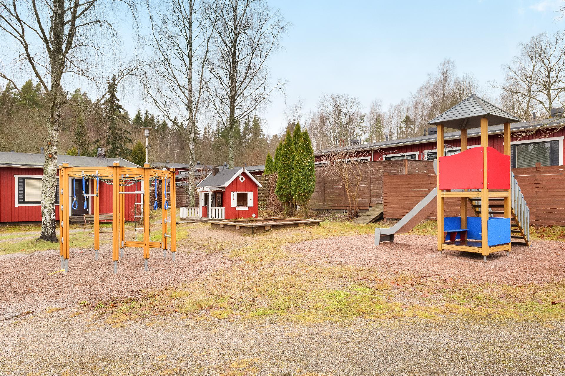 Hulluksentie 5, Masala, Kirkkonummi