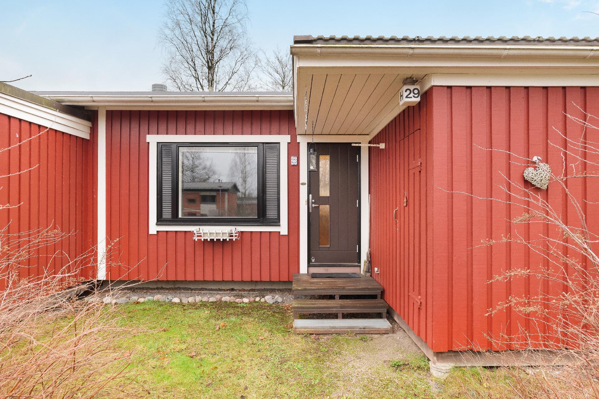 Hulluksentie 5, Masala, Kirkkonummi