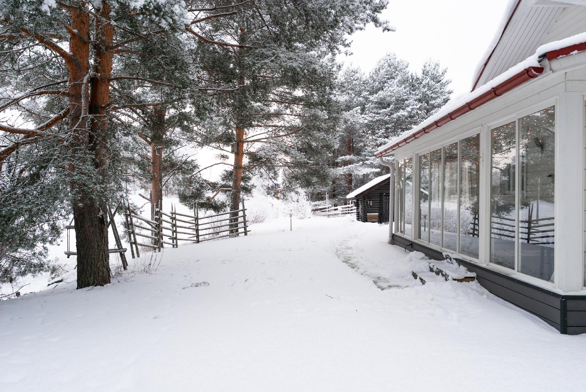 Isolahdentie 4, Rajala, Muurame