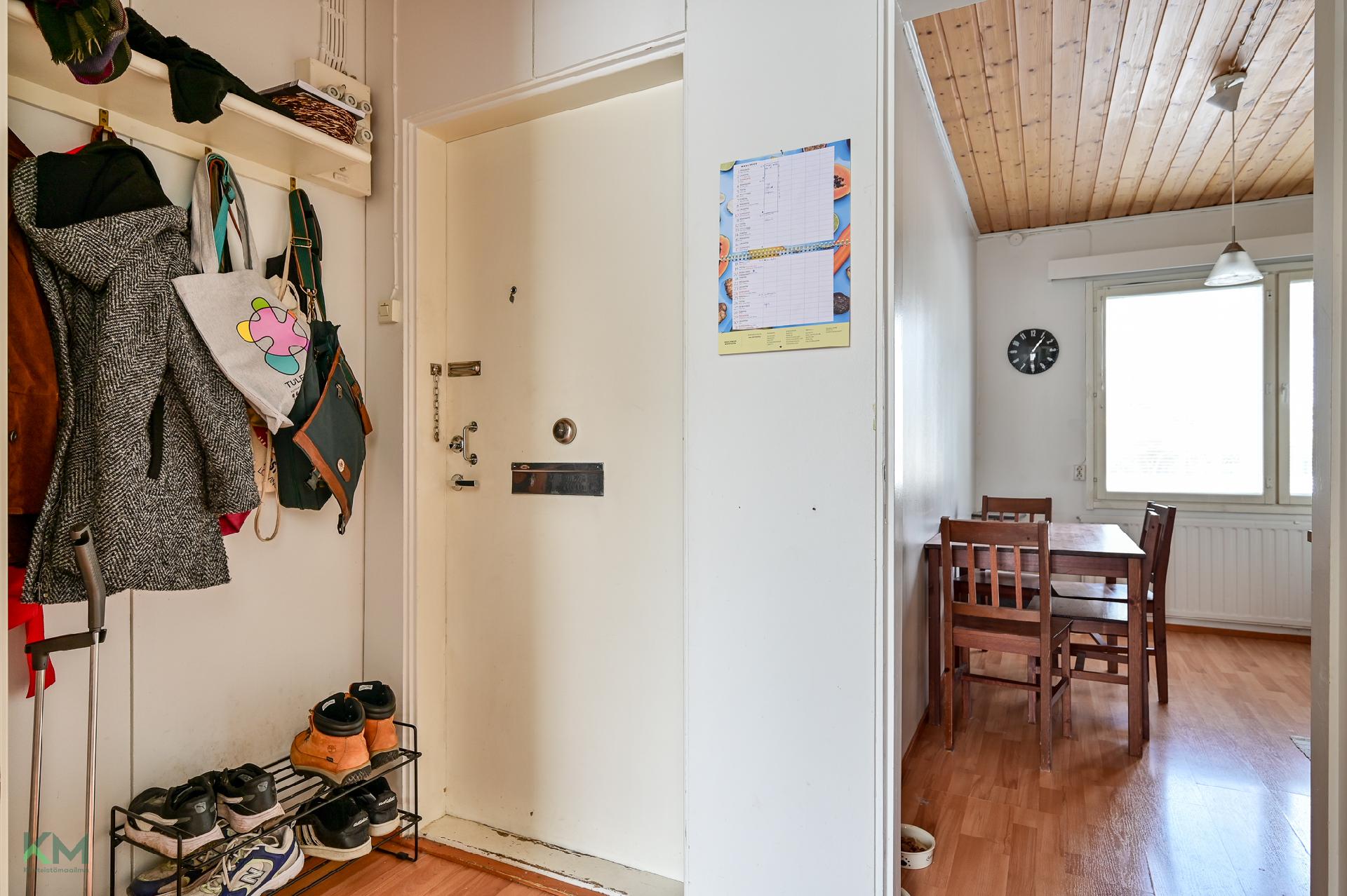 Kaukovainionkatu 94, Karjasilta, Oulu