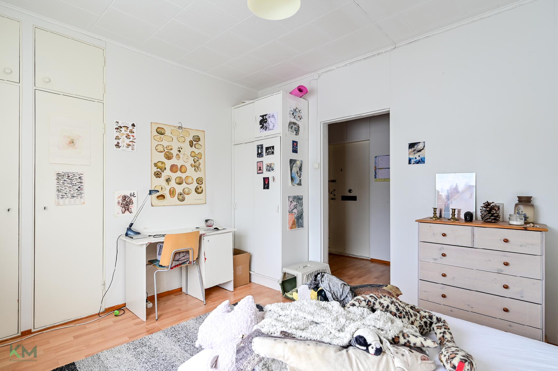 Kaukovainionkatu 94, Karjasilta, Oulu