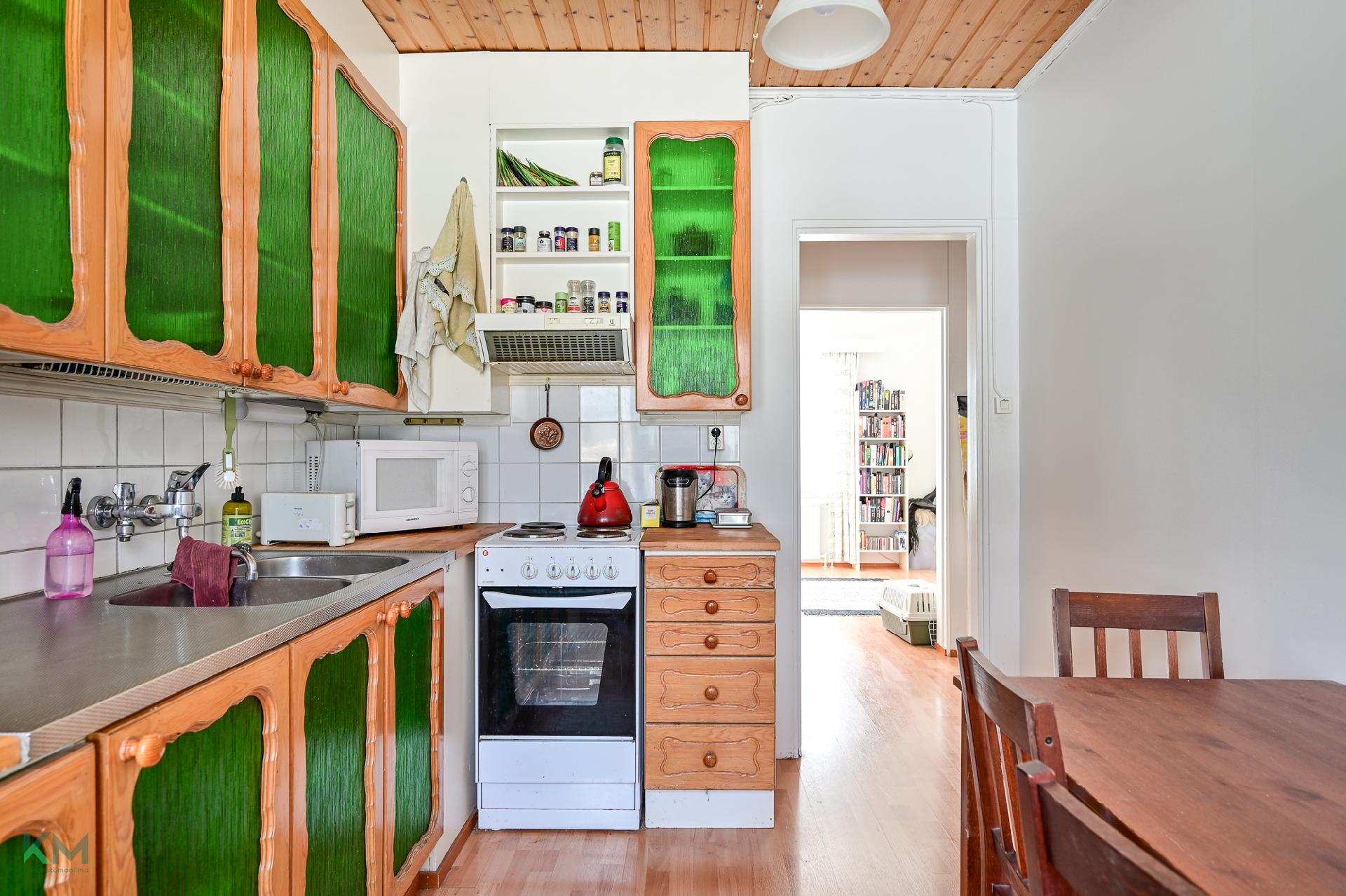 Kaukovainionkatu 94, Karjasilta, Oulu