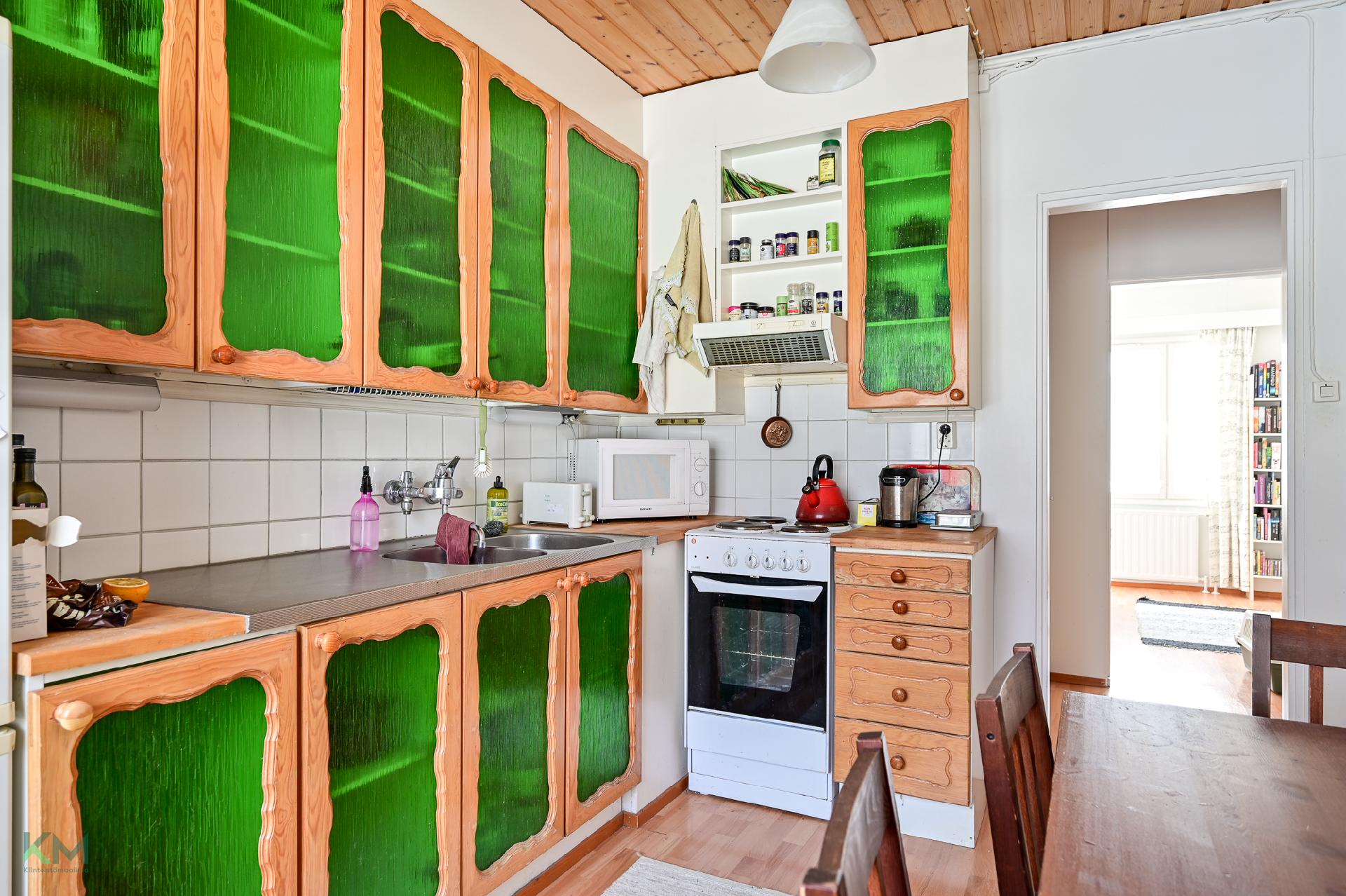 Kaukovainionkatu 94, Karjasilta, Oulu