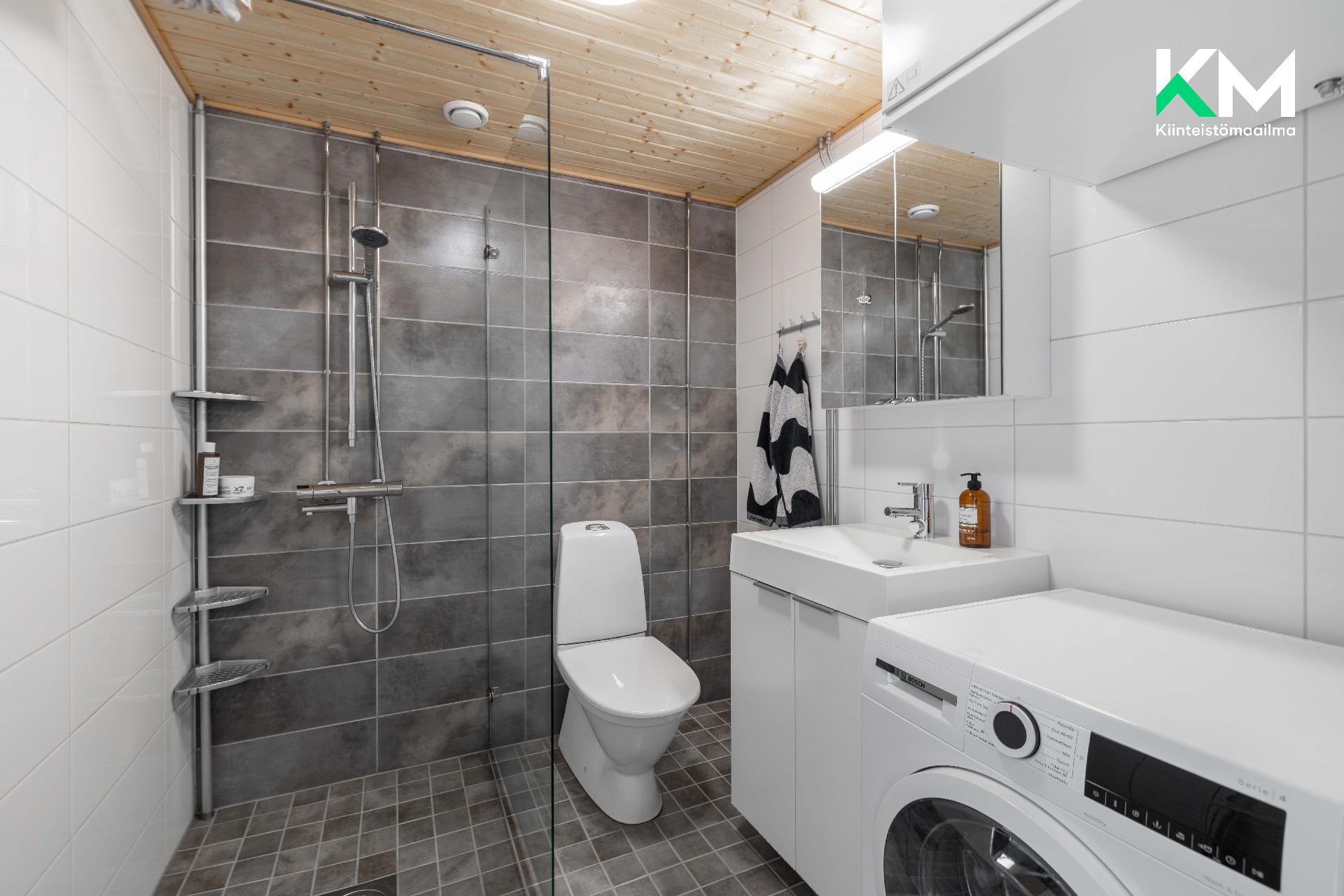 Timanttikiteenkuja 6, Kivistö, Vantaa