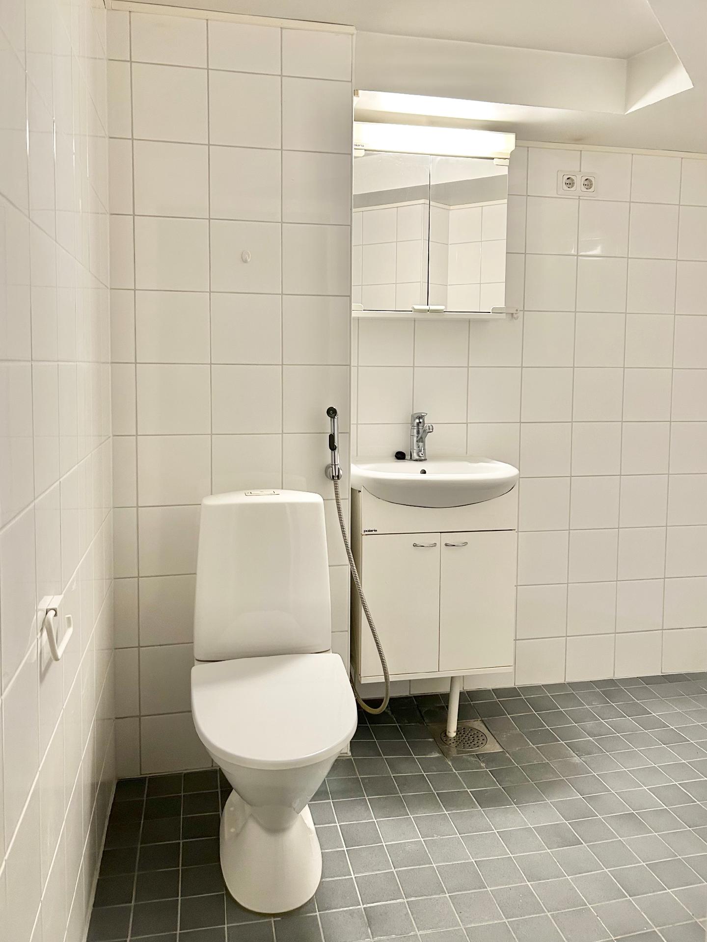 Niittyläntie 9, Metsälä, Helsinki