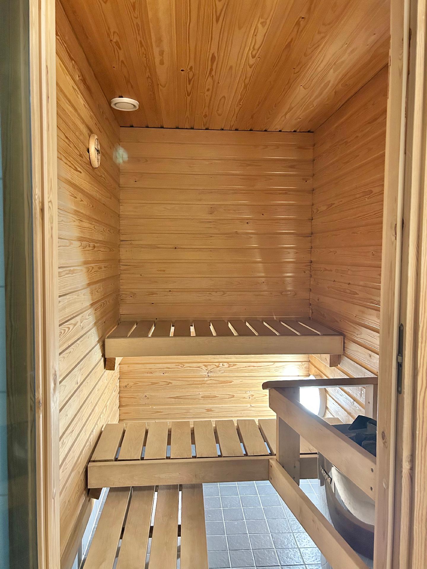 Niittyläntie 9, Metsälä, Helsinki