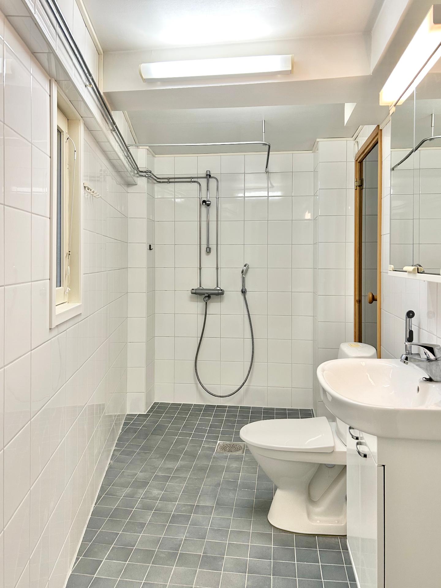 Niittyläntie 9, Metsälä, Helsinki