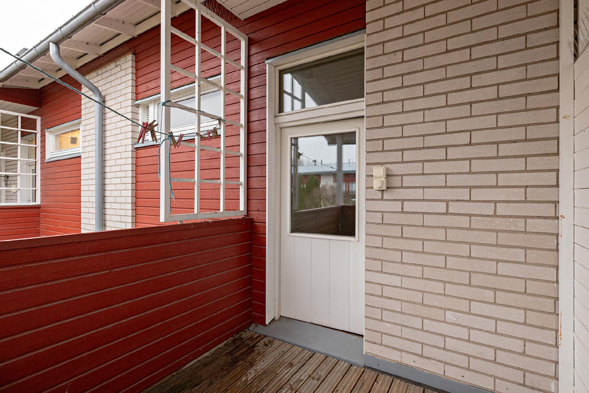 Juolavehnäntie 1, Rajakylä, Oulu