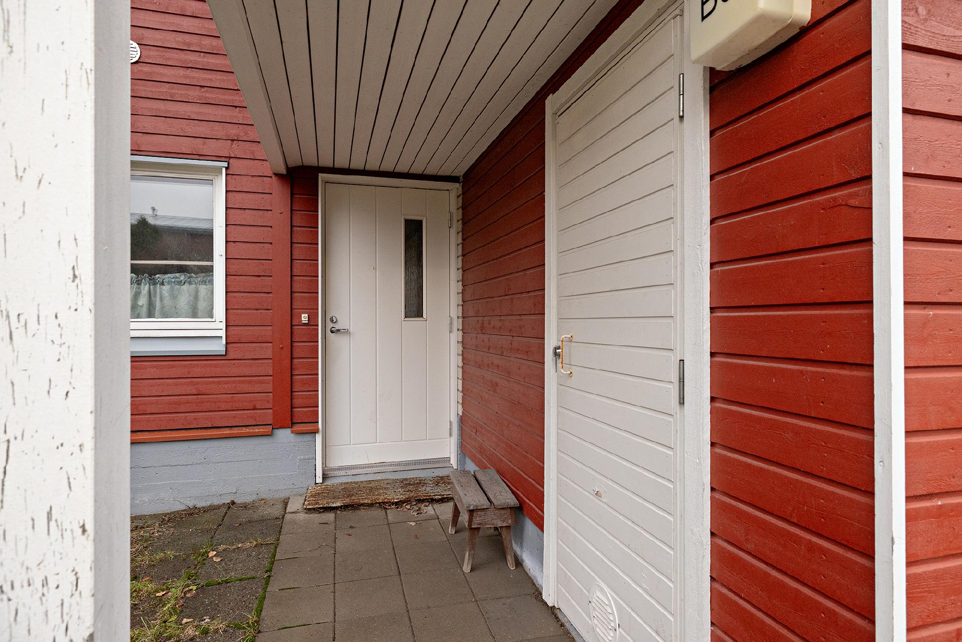 Juolavehnäntie 1, Rajakylä, Oulu