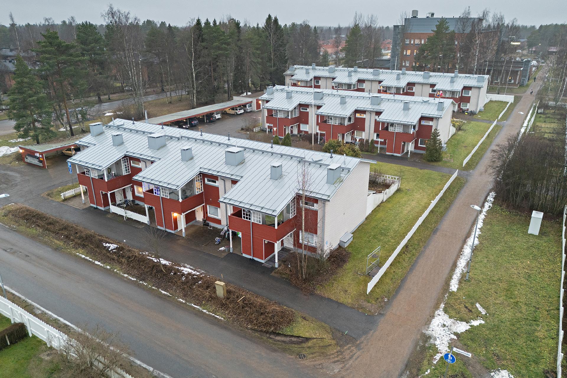 Juolavehnäntie 1, Rajakylä, Oulu