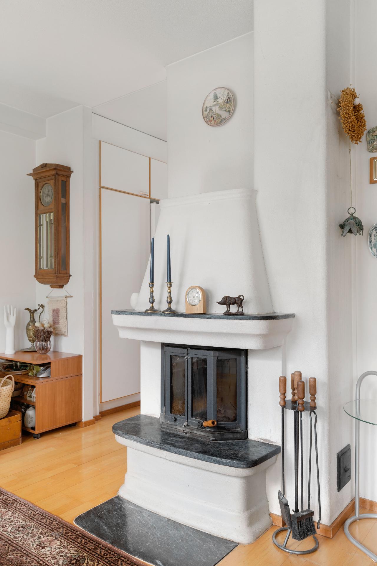 Olohuoneessa on kiertoilmatakka