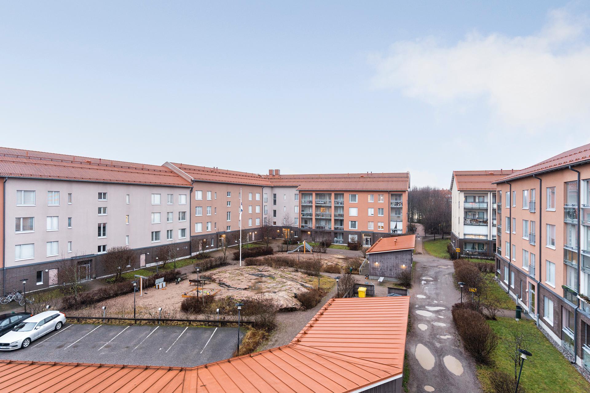 Arinatie 12, Kartanonkoski, Vantaa