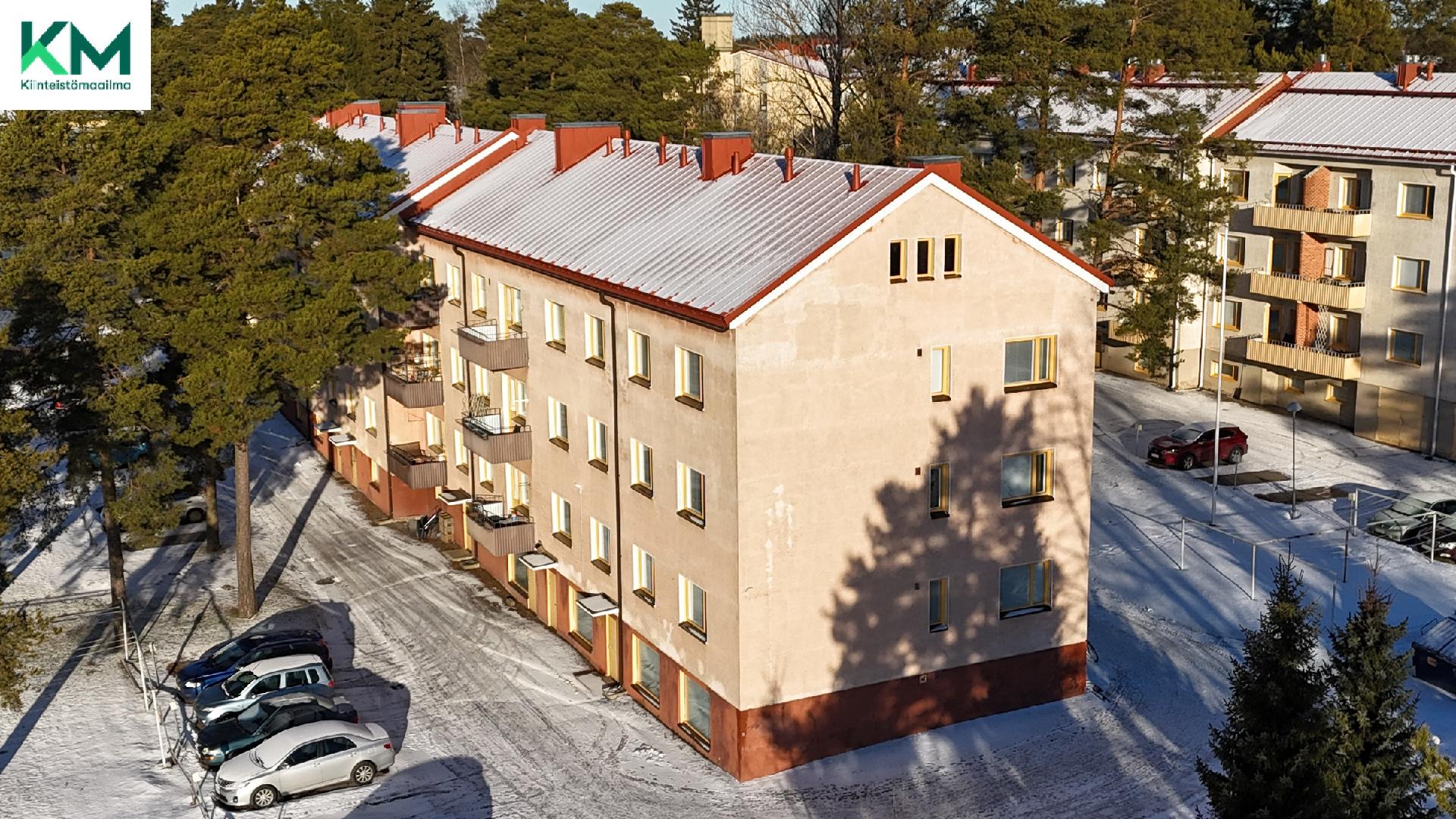 Urheilukatu 4, Palosaari, Vaasa