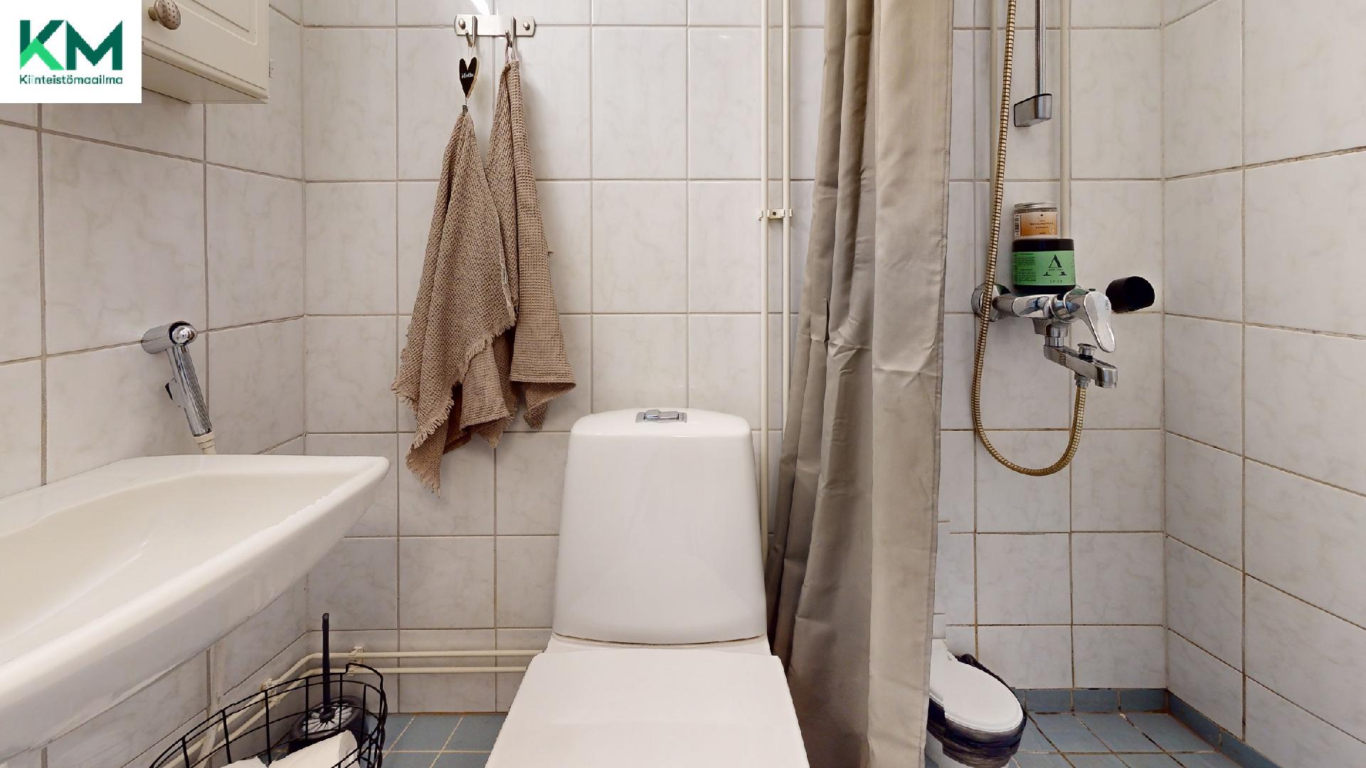 Urheilukatu 4, Palosaari, Vaasa