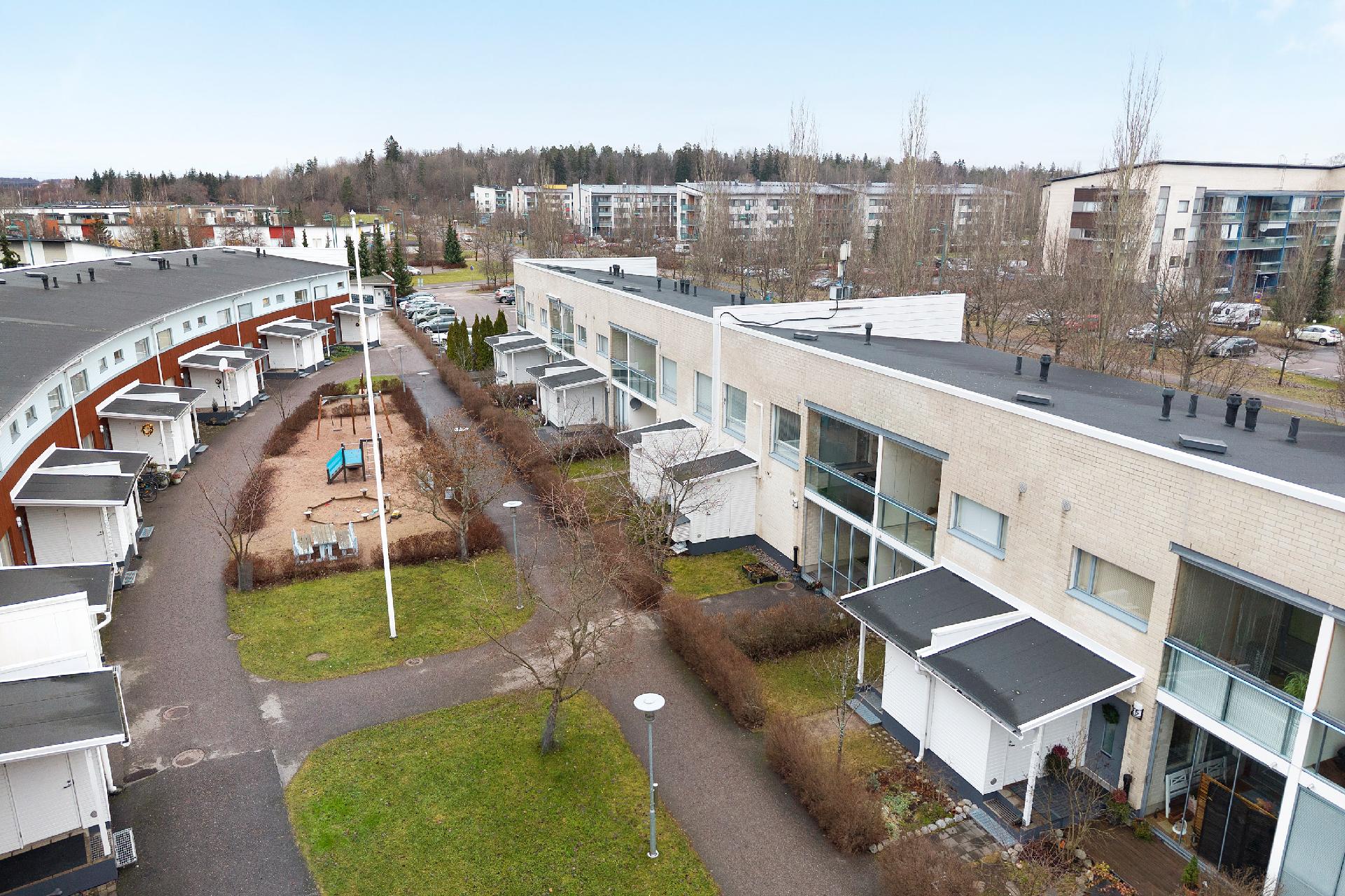 Sisukaurankaari 1, Tammisto, Vantaa