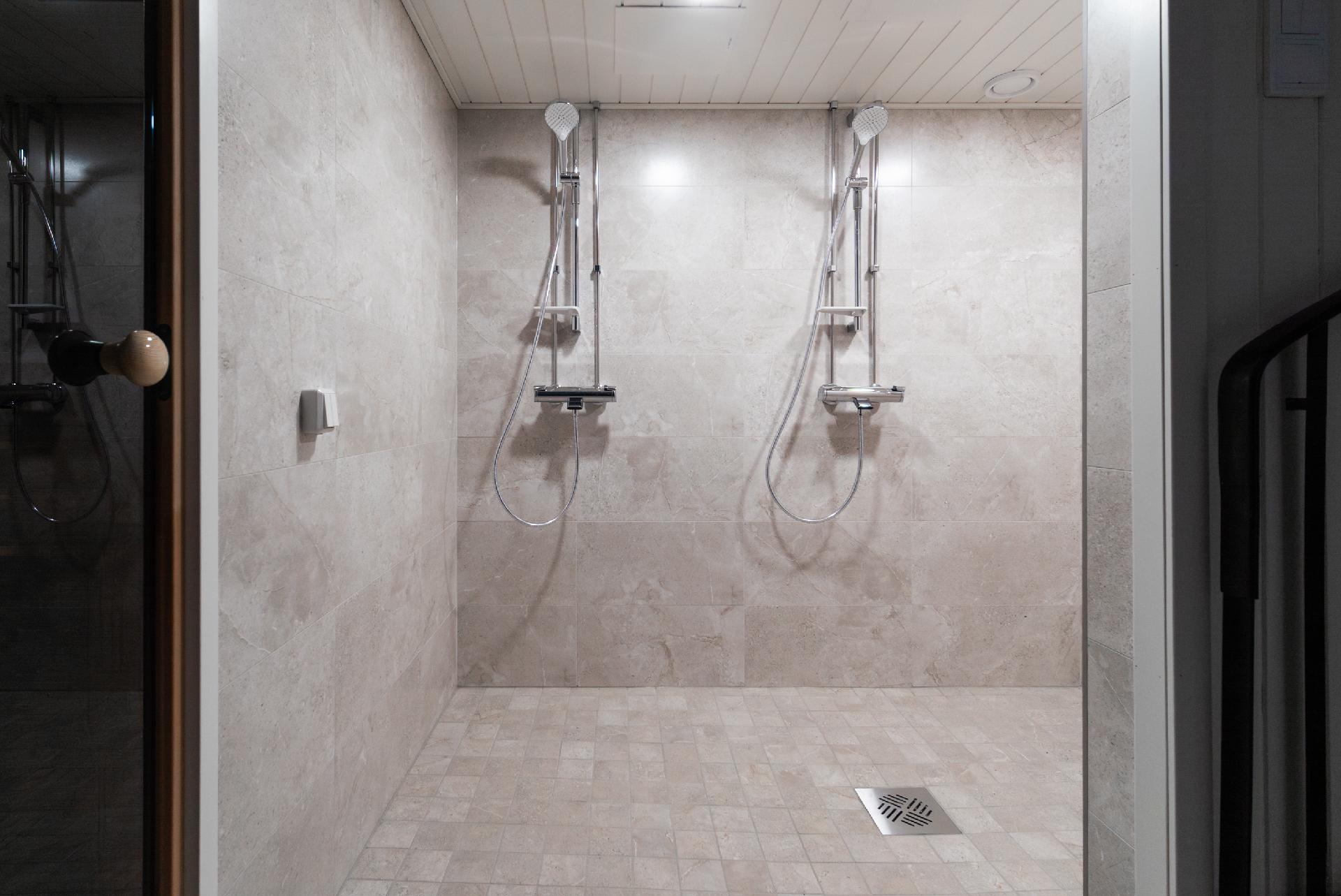 alakerran kylpyhuone