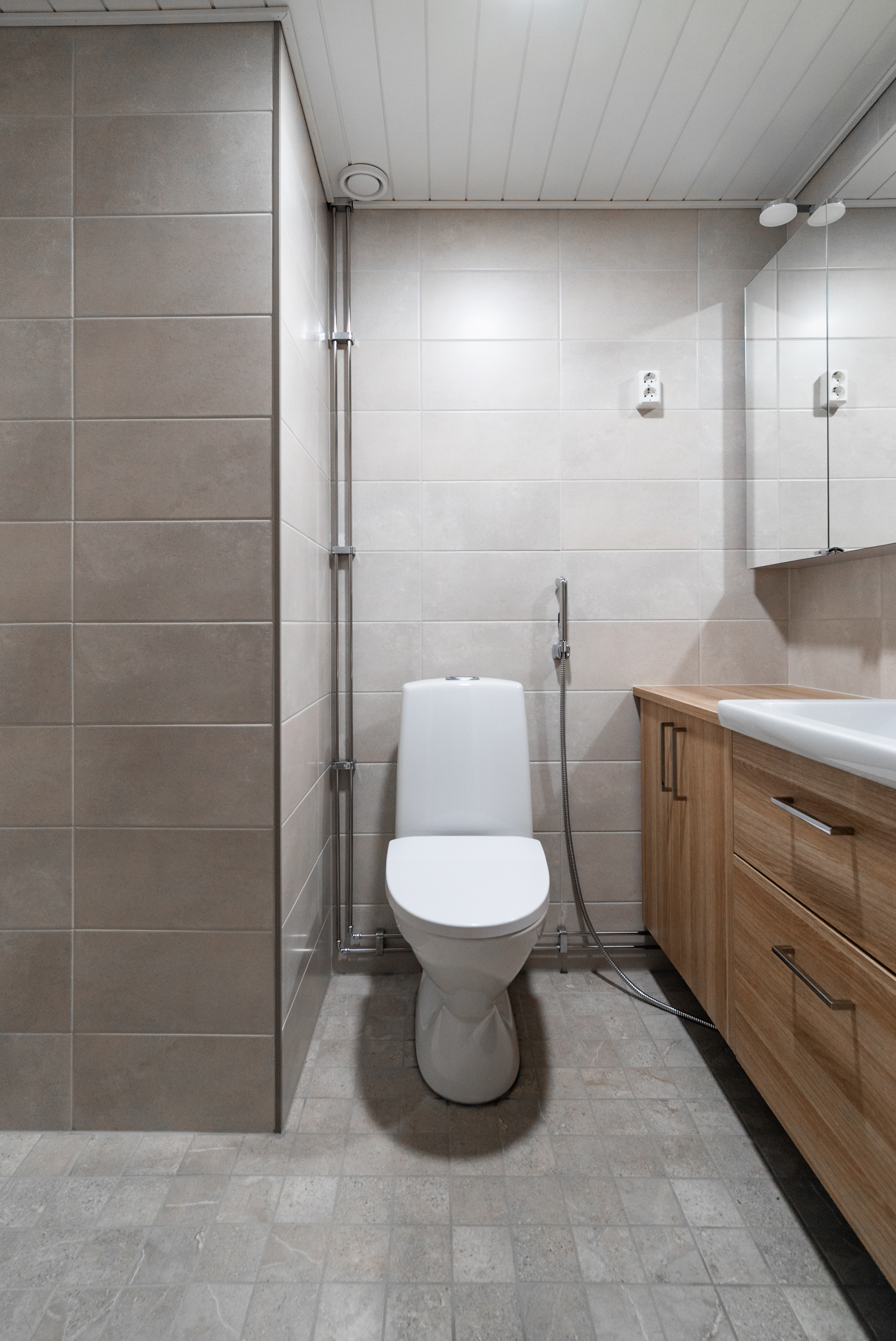 yläkerran wc
