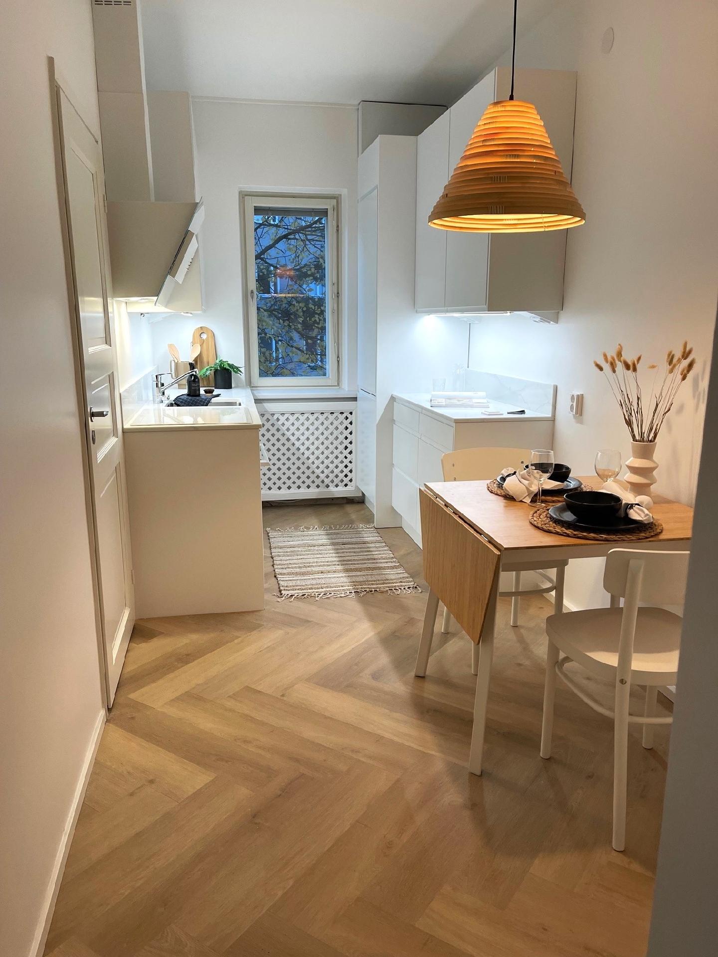 Rakuunantie 8, Munkkiniemi, Helsinki