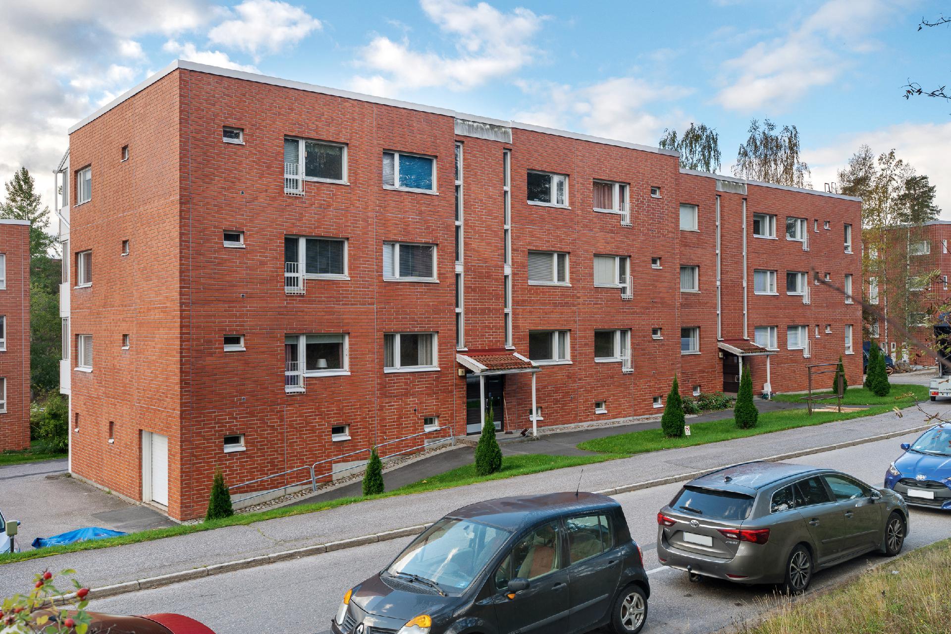 Veräjäkallionkatu 1, Leppävaara, Espoo