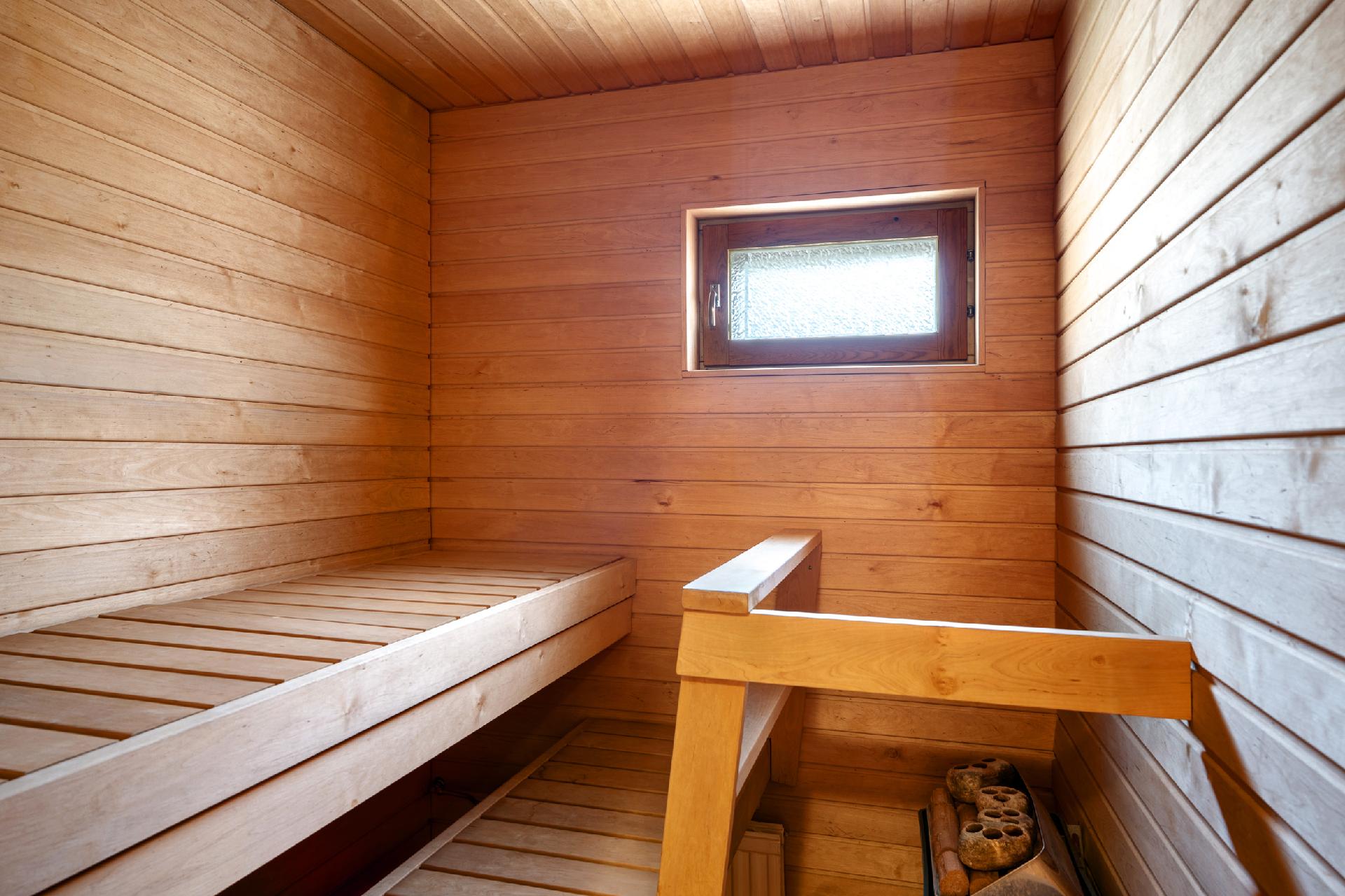 Veräjäkallionkatu 1, Leppävaara, Espoo