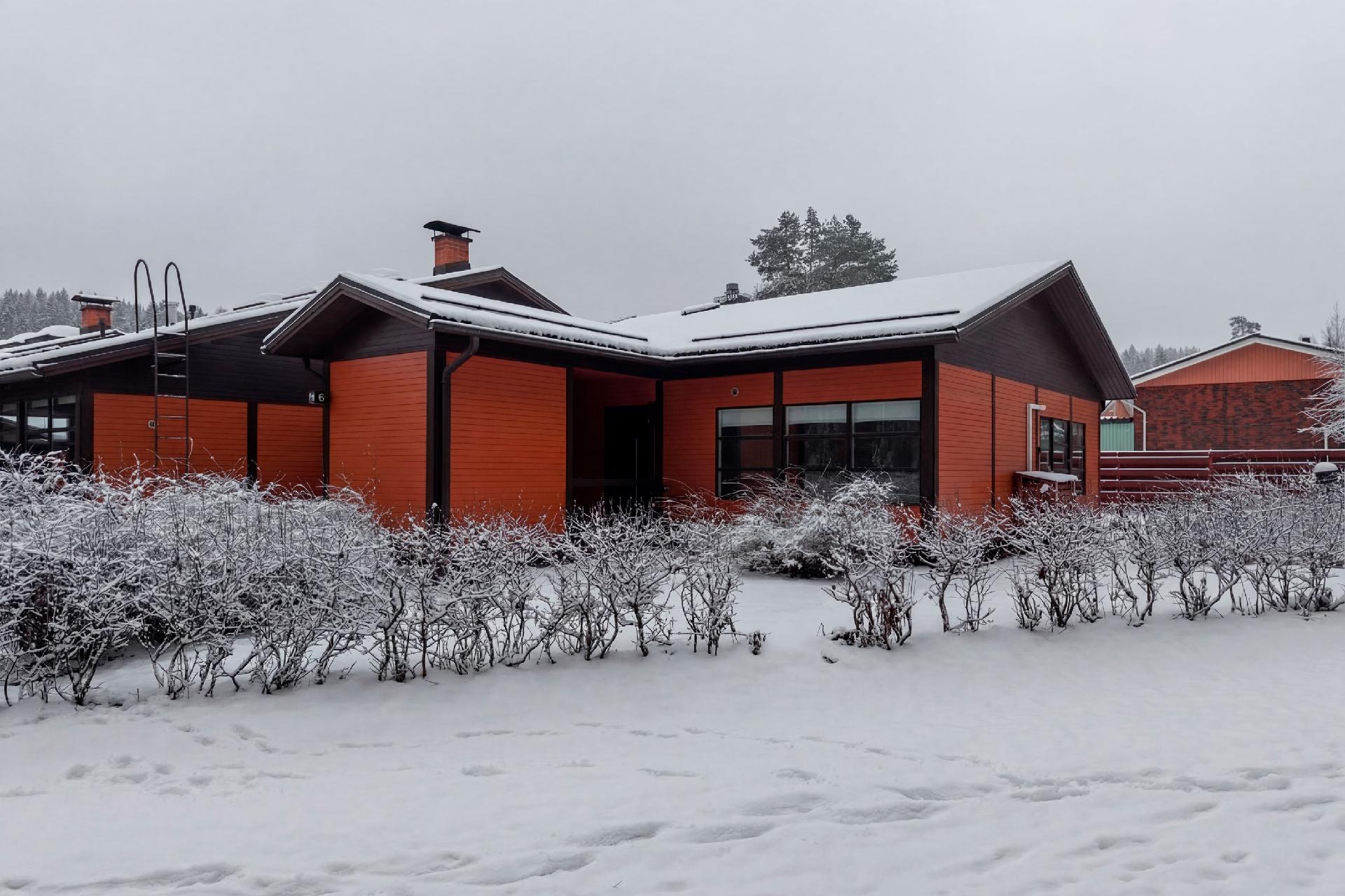 Mansikkatie 12, Länsi-Puijo, Kuopio