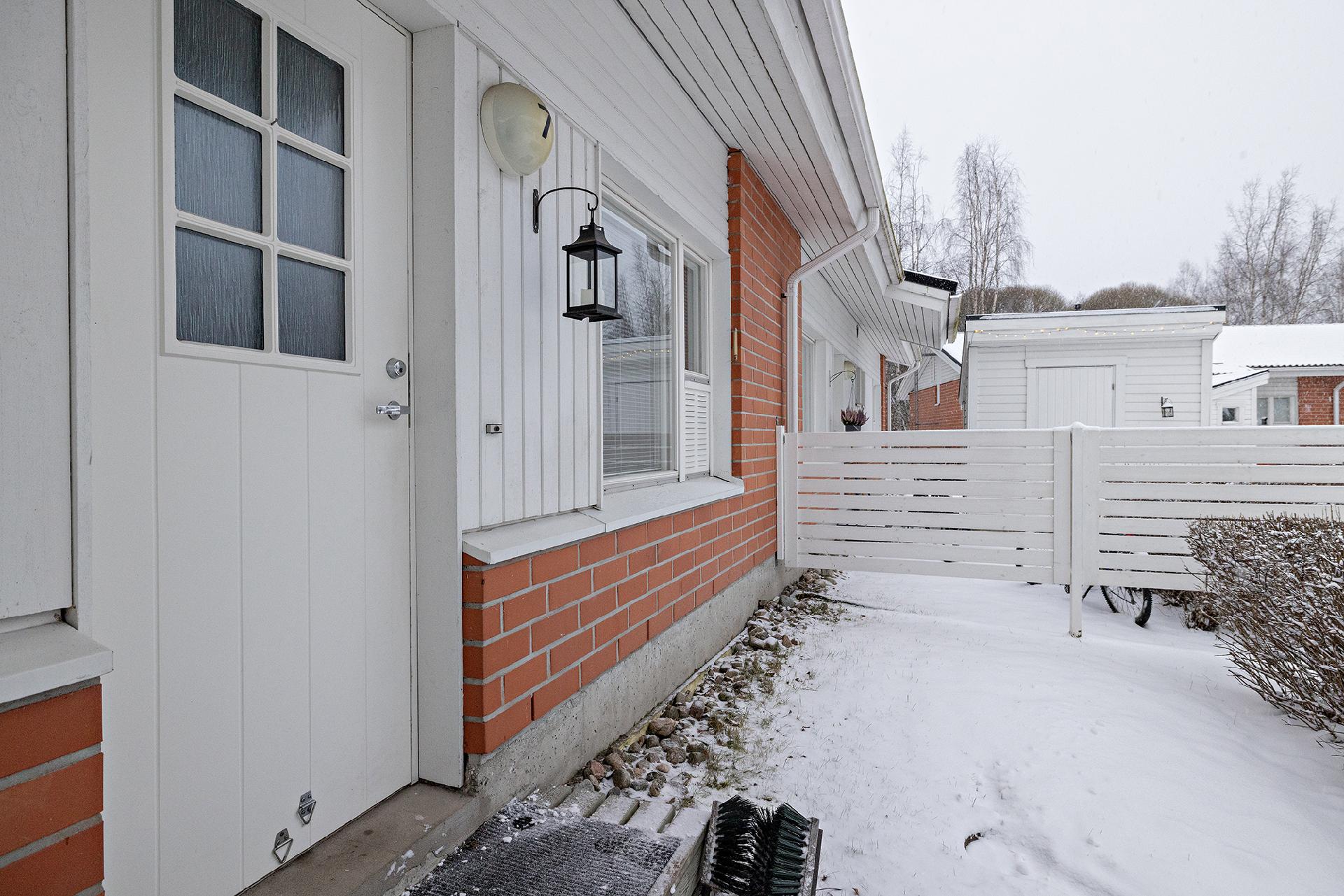 Vasamatie 2, Kaakkurinkangas, Oulu