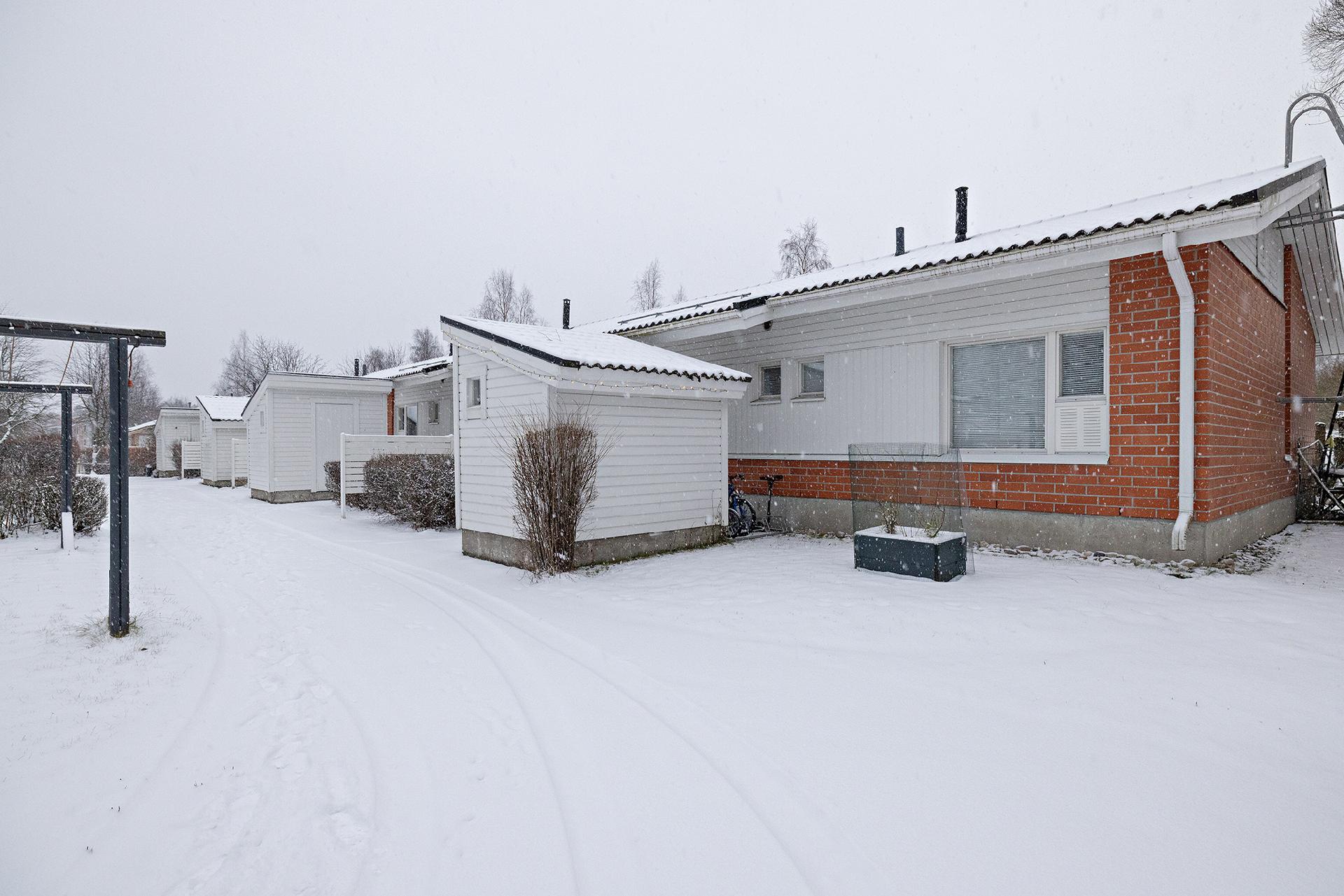 Vasamatie 2, Kaakkurinkangas, Oulu