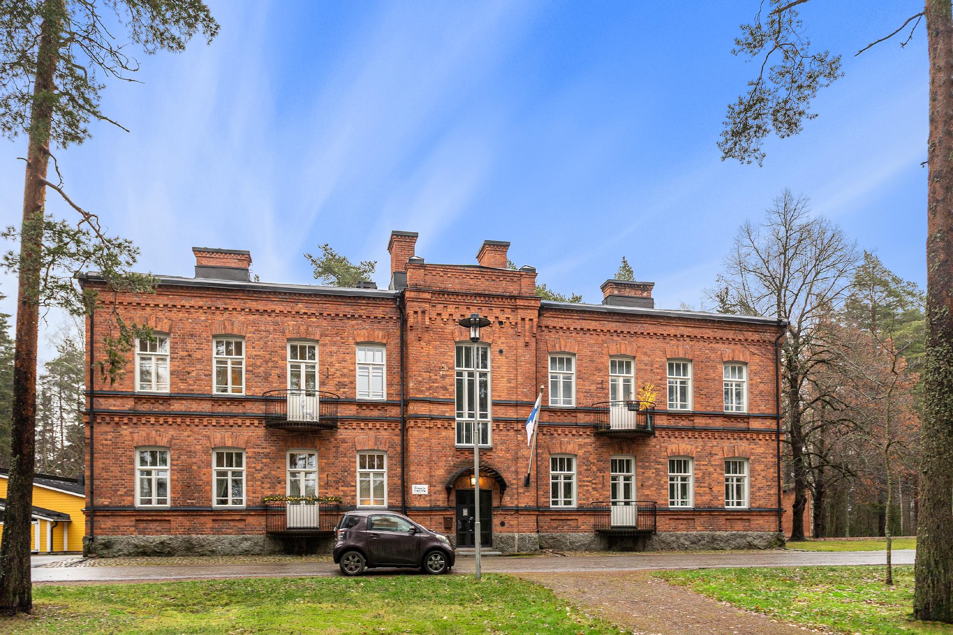 Upseeritie 7, Kasarminmäki, Kouvola