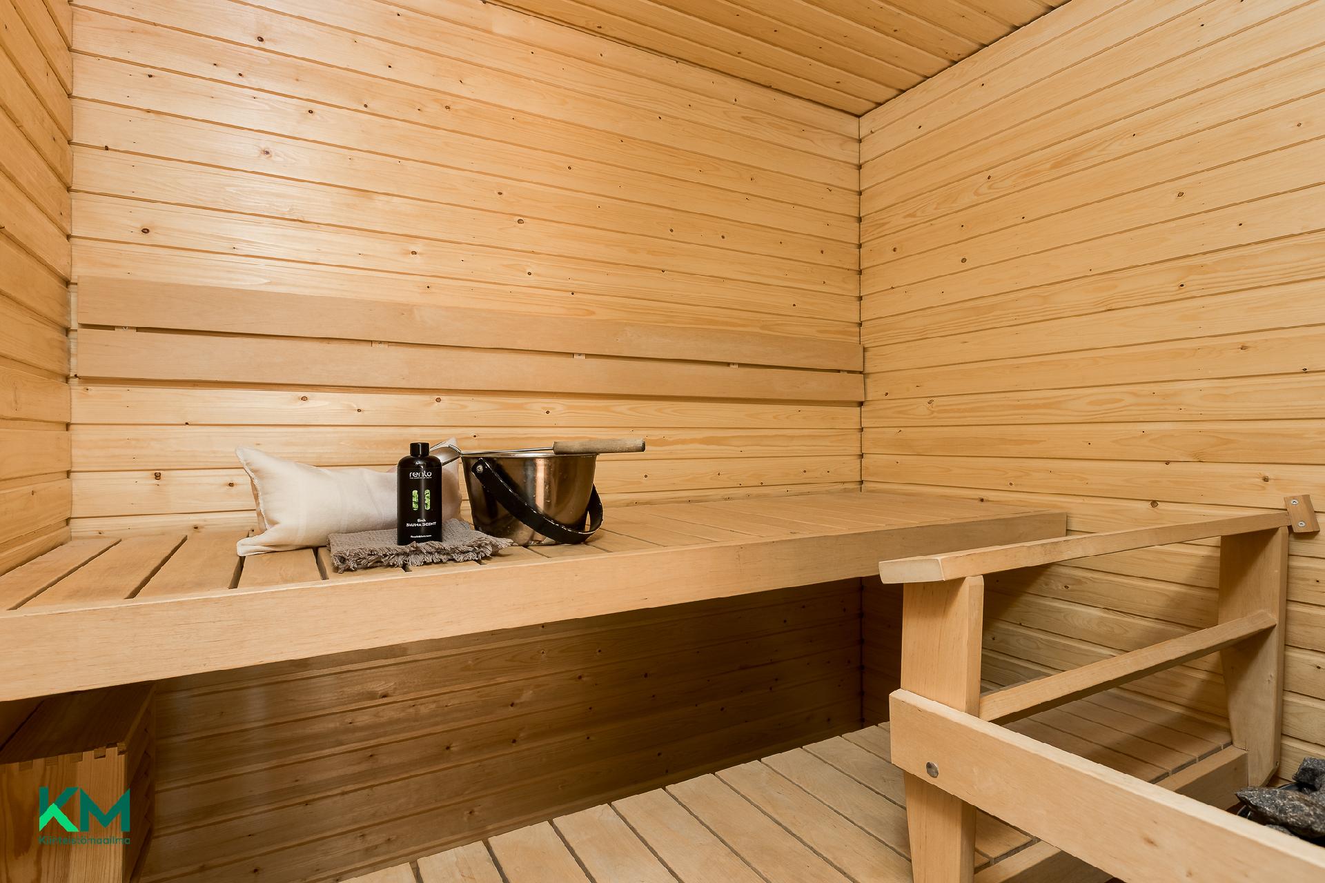 Rautionkatu 5, Etu-Lyötty, Oulu