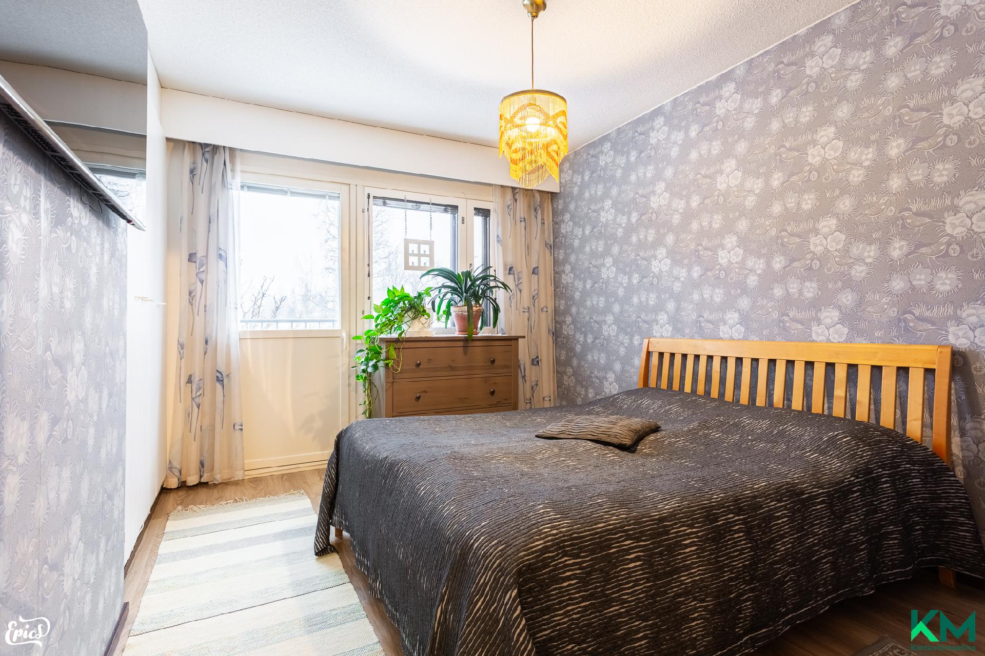 Yläkerran makuuhuone