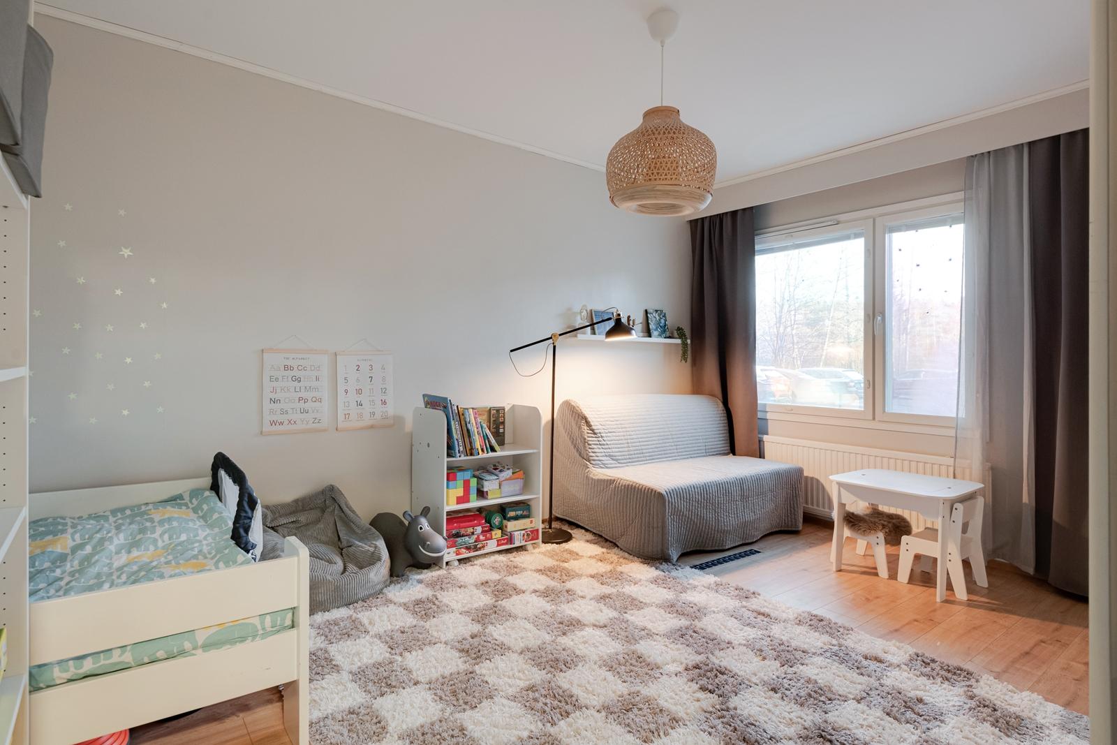 Sirkkalanmäki 52, Heikinlaakso, Helsinki