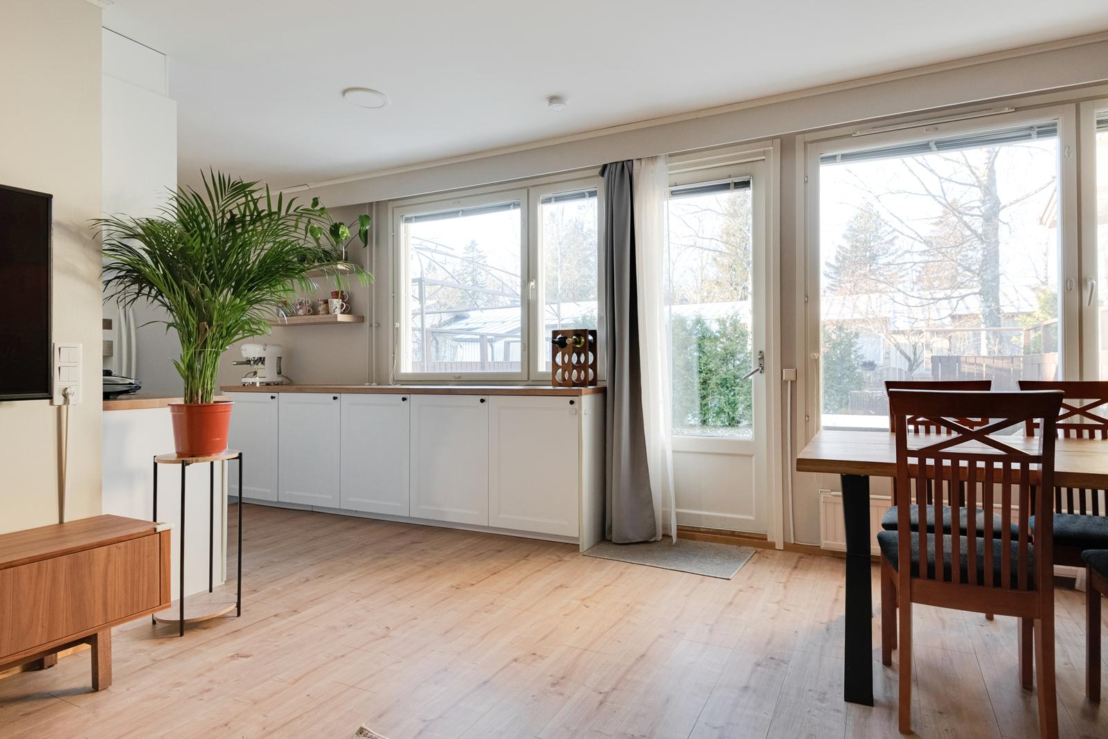 Sirkkalanmäki 52, Heikinlaakso, Helsinki