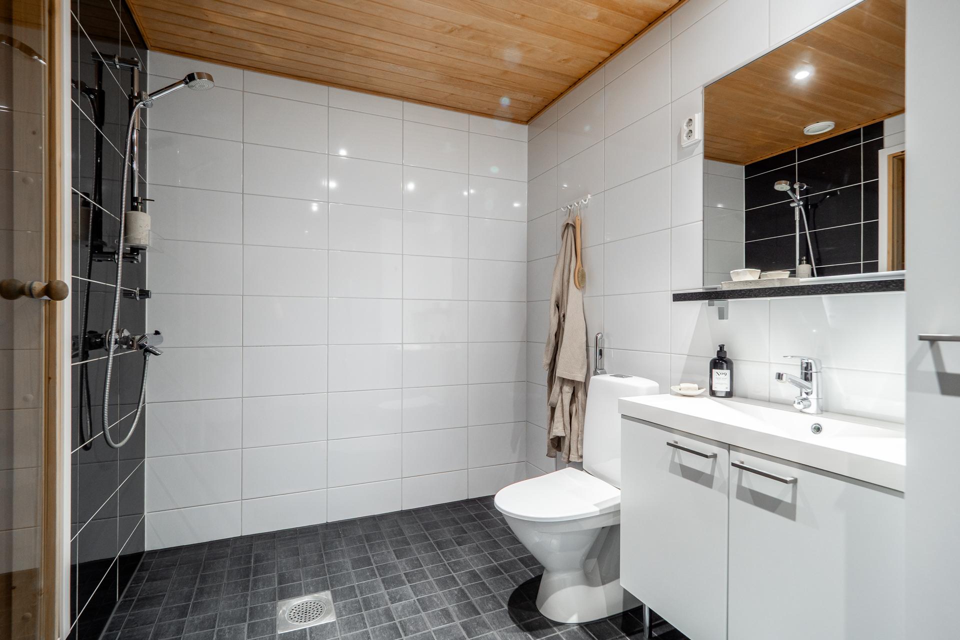 Rakkakiventie 41, Kivikkokangas, Oulu