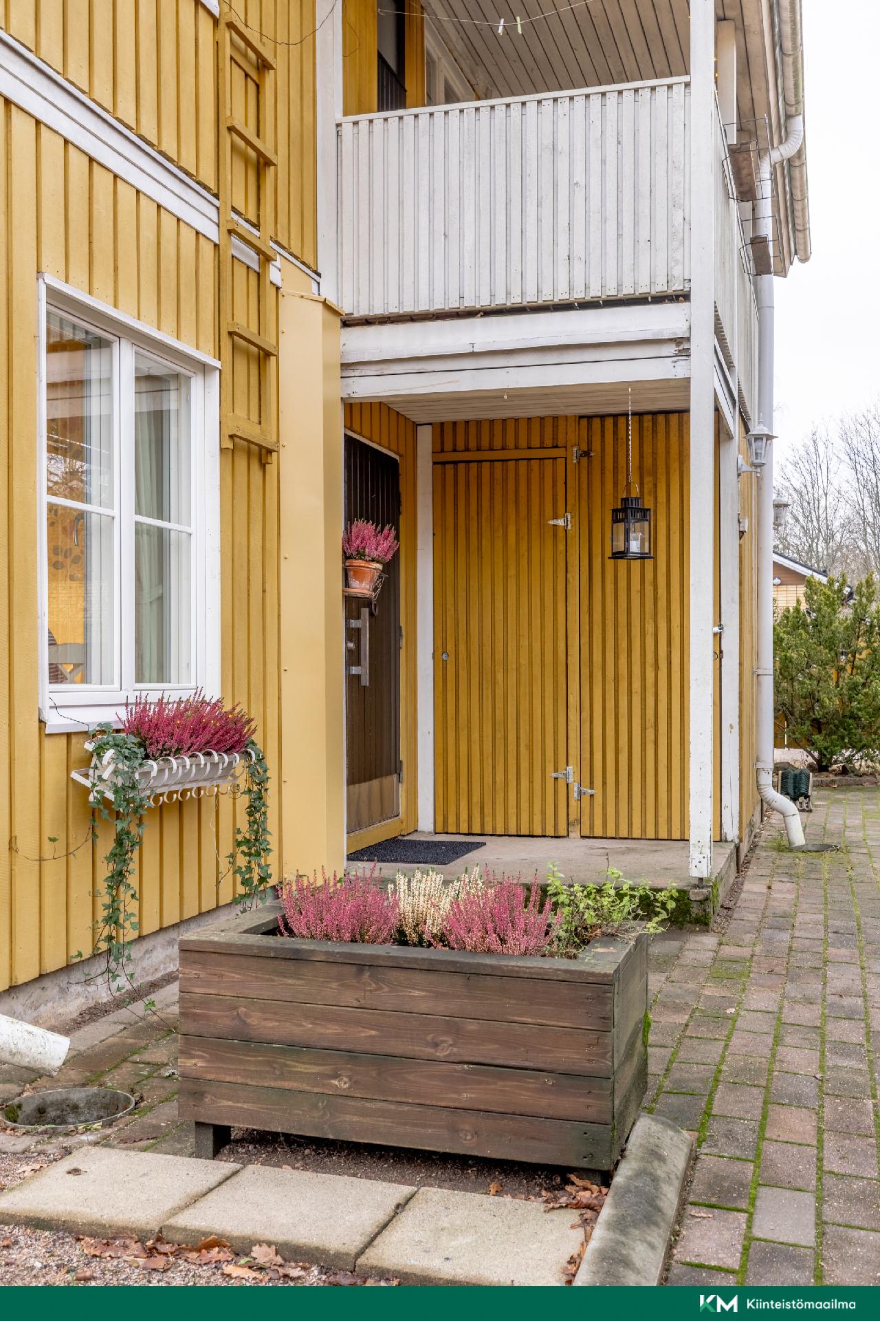 B5-asunnon sisäänkäynti