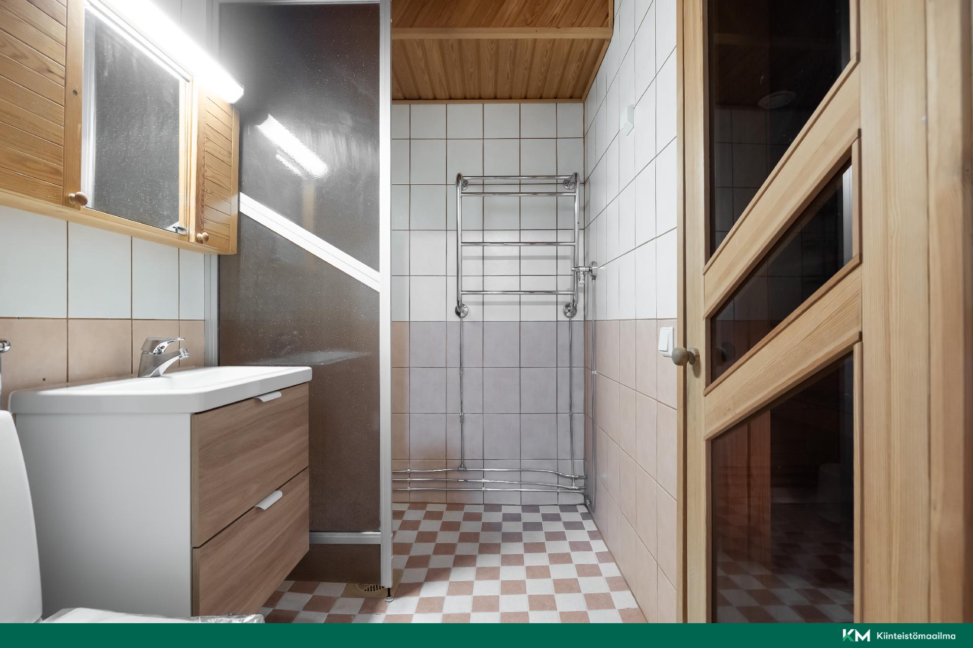 Puutarhakatu 13, Kotkansaari, Kotka