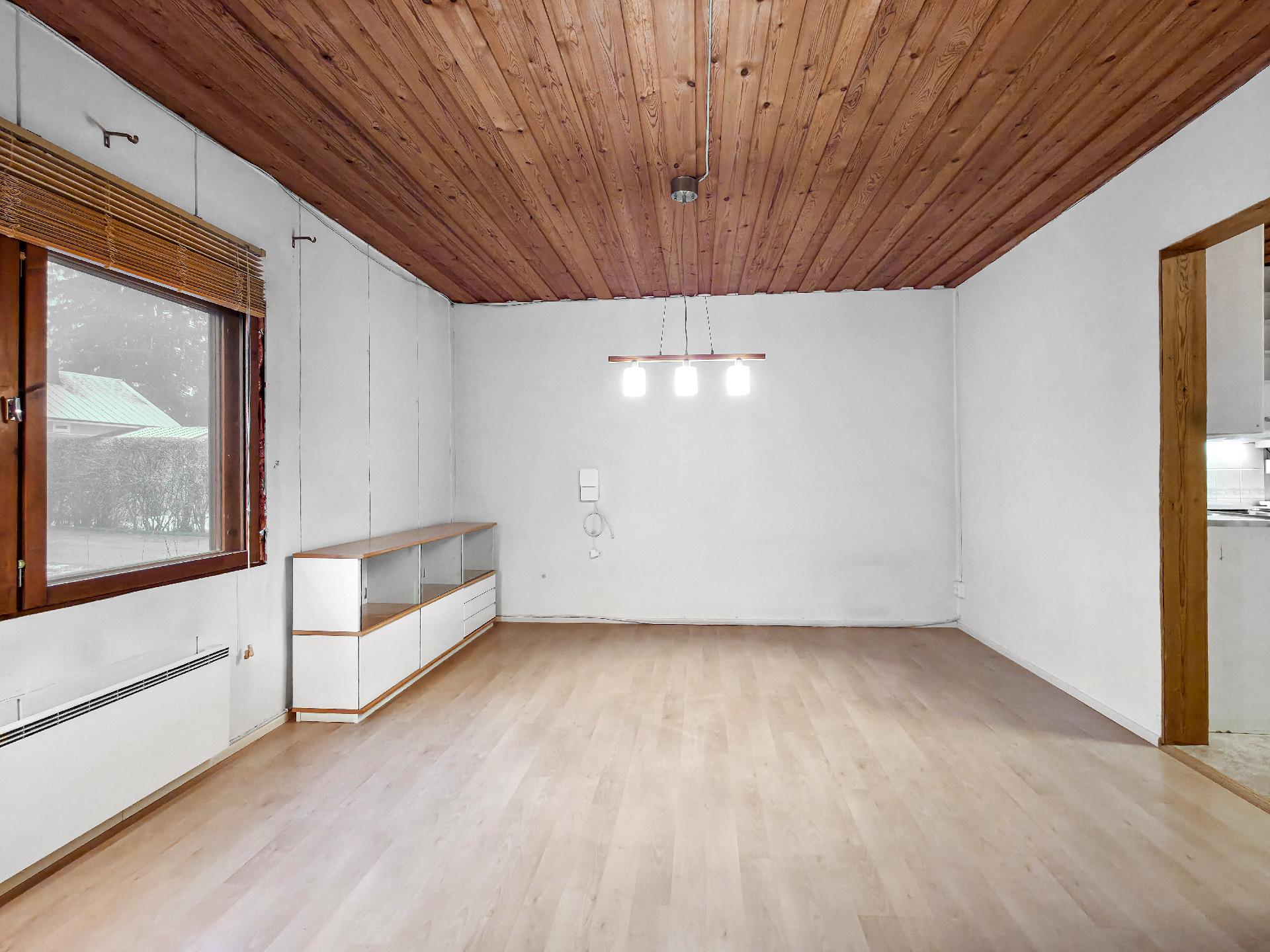 Tiaisenkatu 1, Uus-Lavola, Lappeenranta